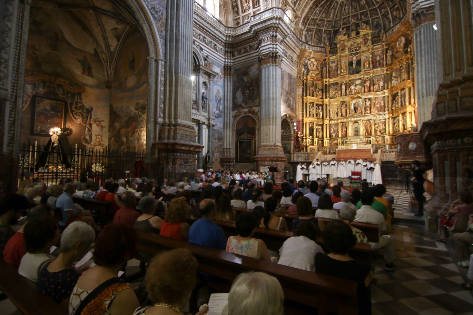 El concierto de la Schola Gregoriana Hispana, en imágenes
