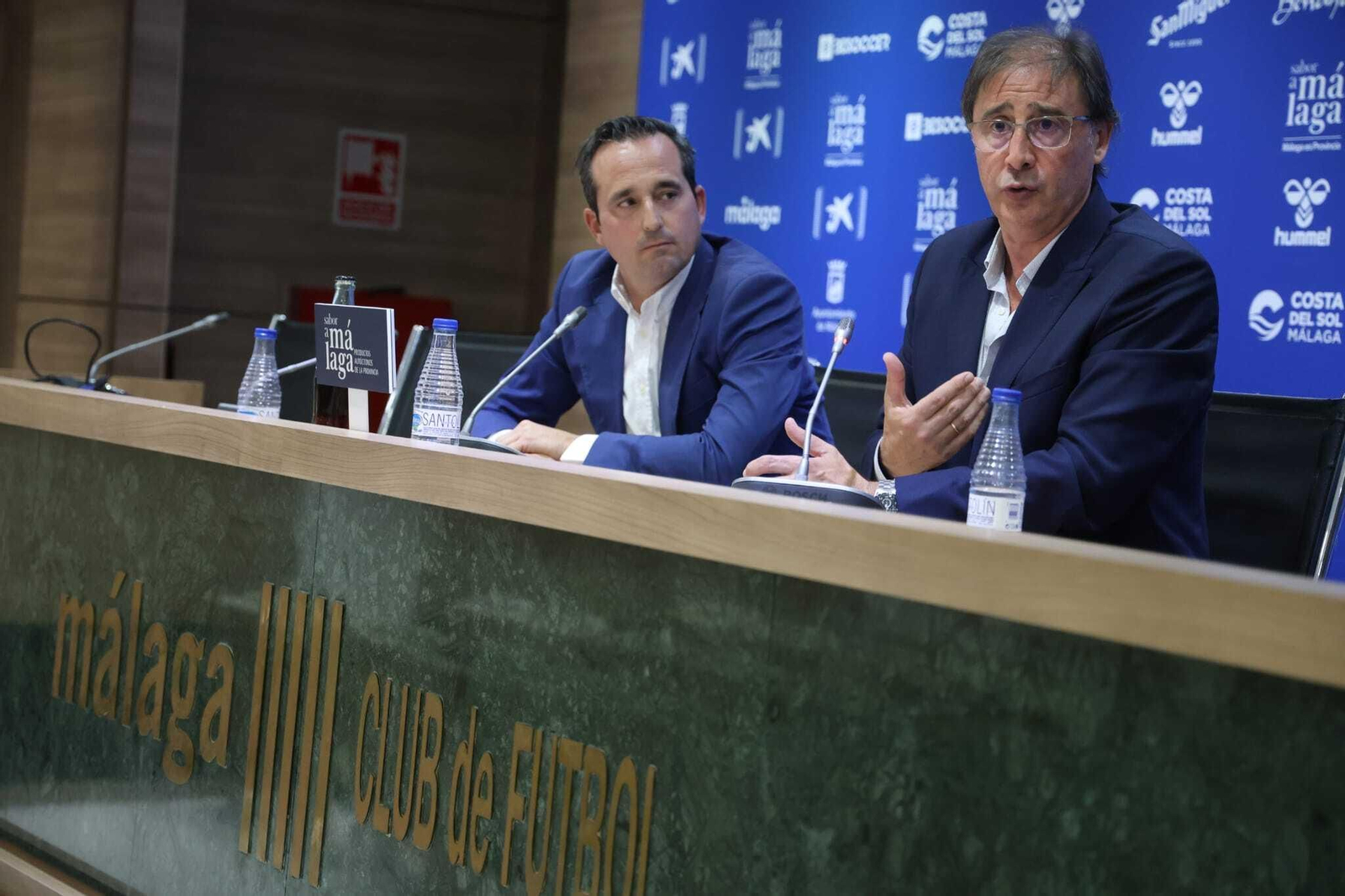 La presentación de Loren Juarros como nuevo deportivo del Málaga, en fotos