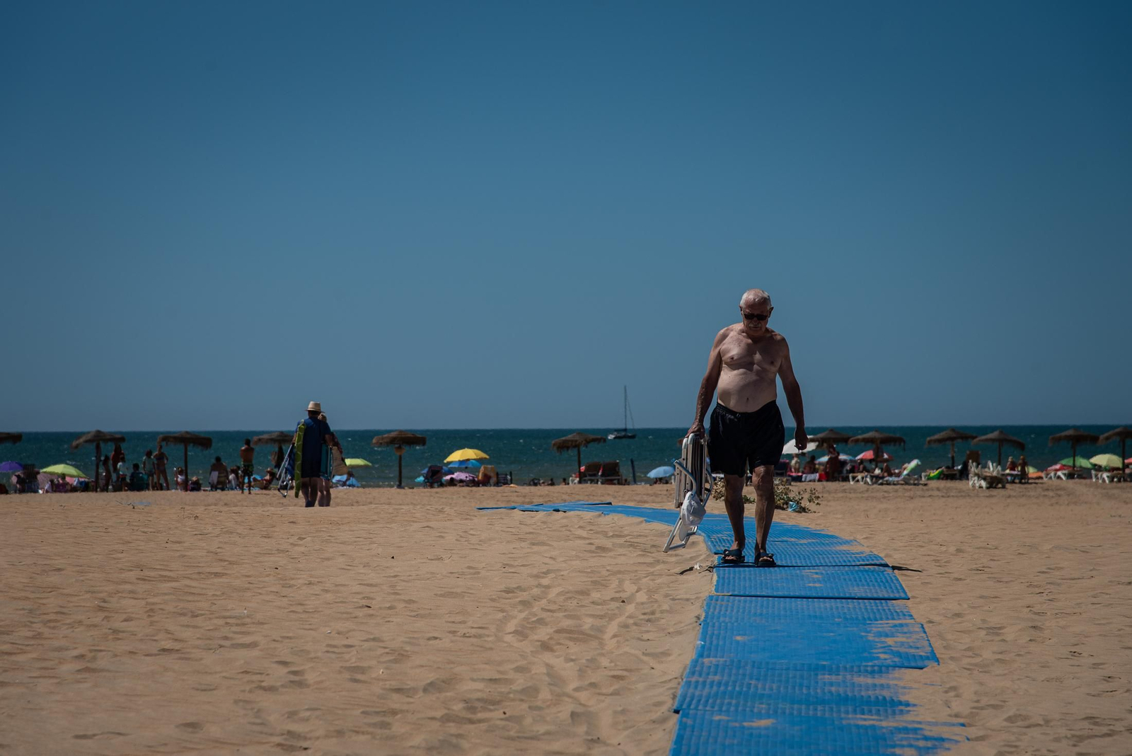 Imágenes del último fin de semana de agosto en las playas de Huelva