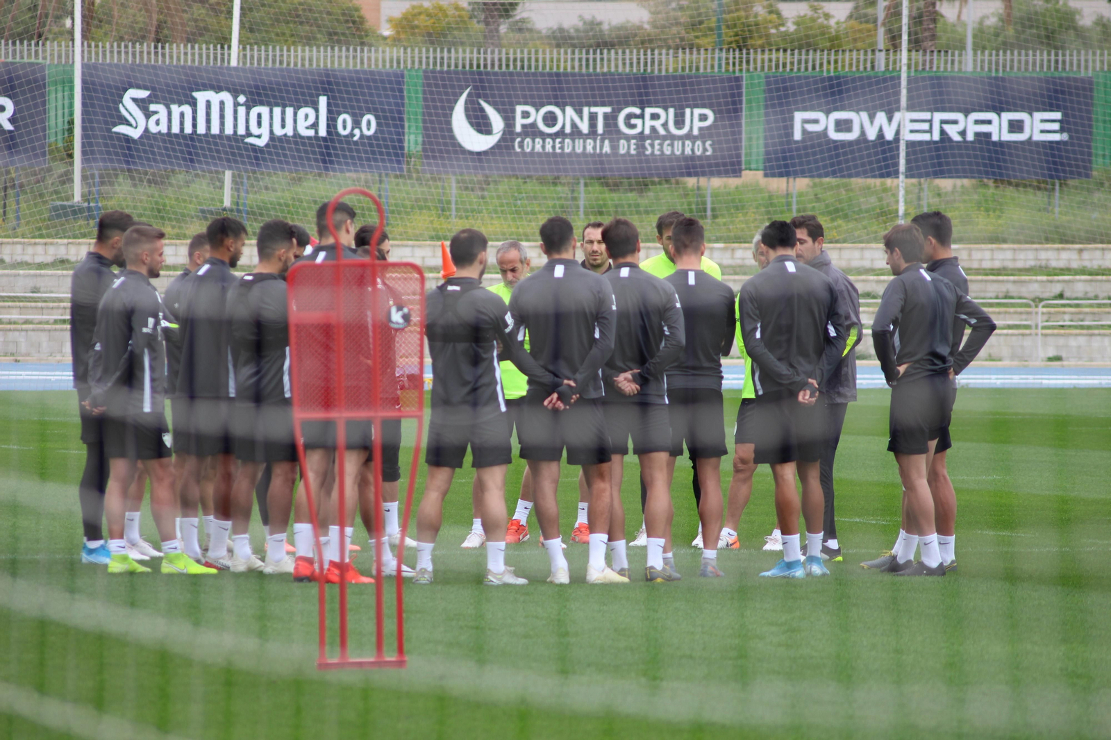 La vuelta a los entrenamientos del Málaga, en fotos