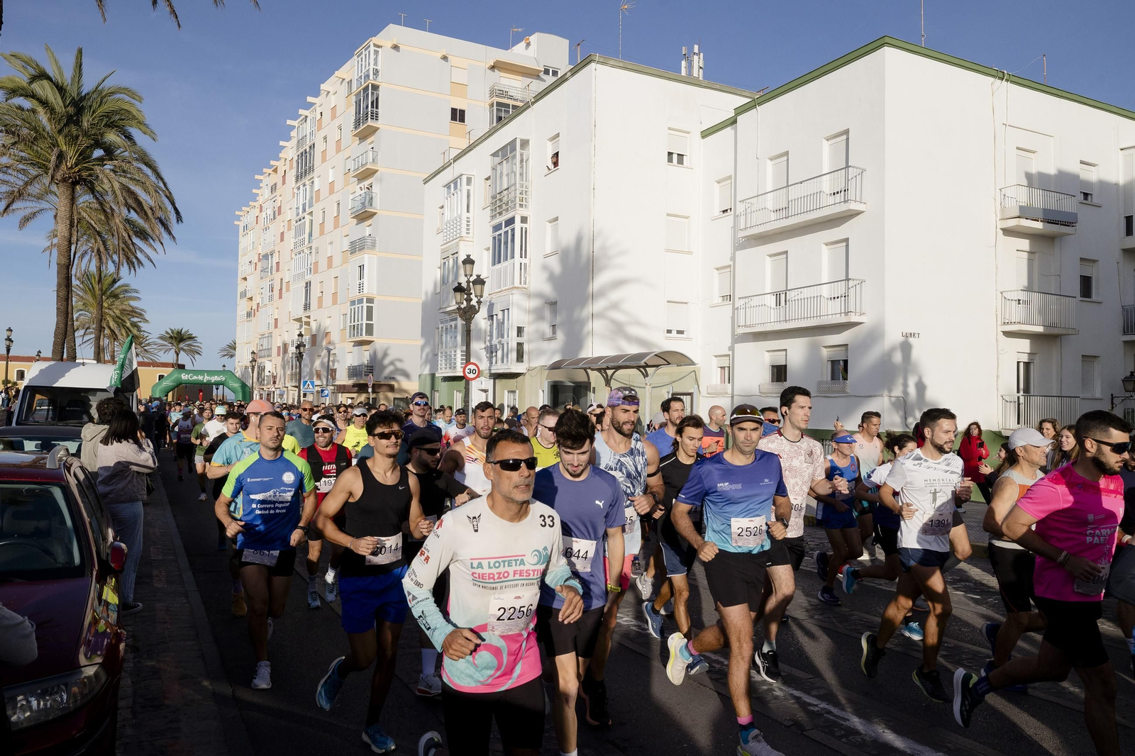Búscate en las imágenes de la "II Media Maratón Ciudad de Cádiz"