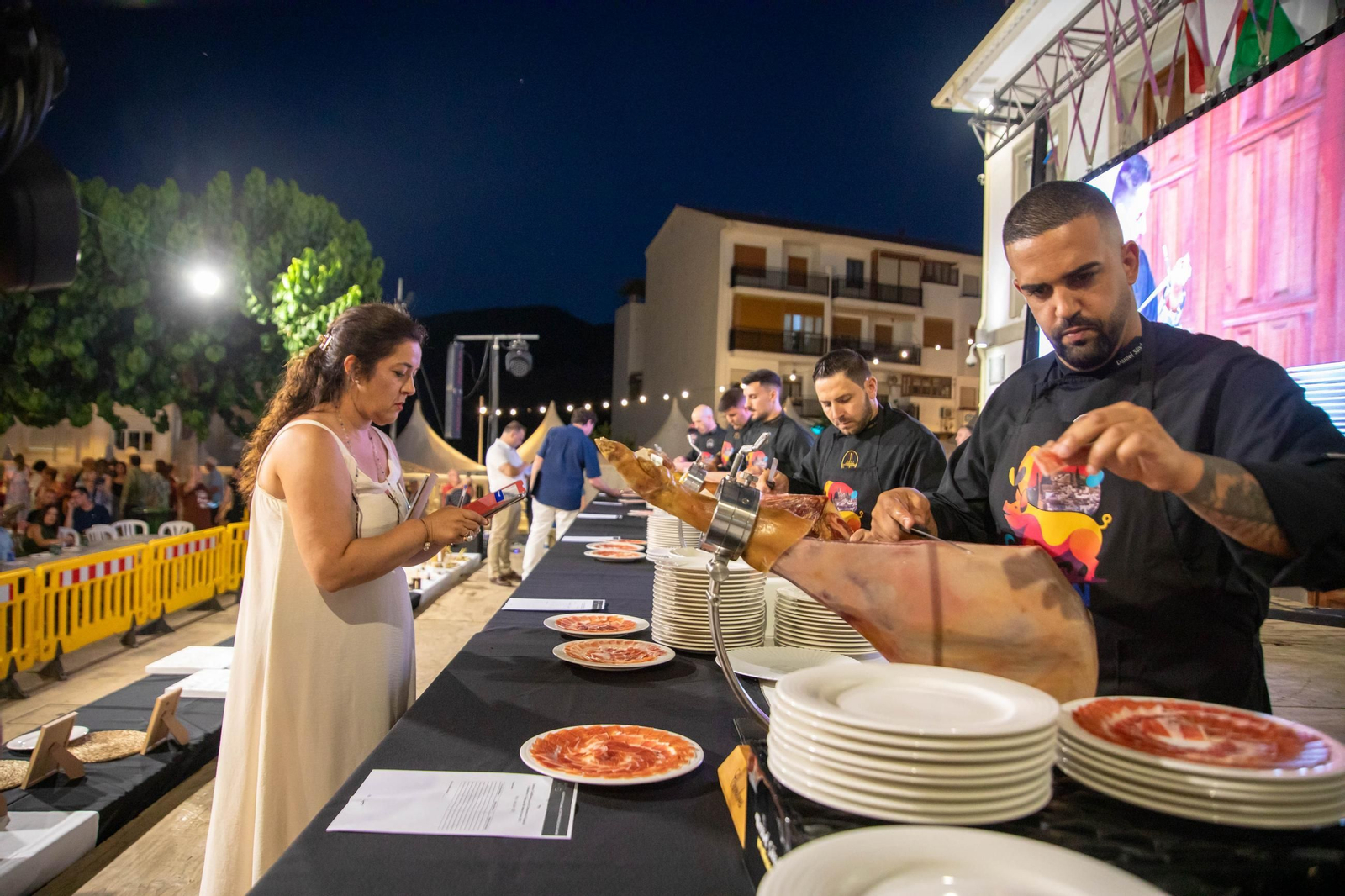 Concurso de cortadores de jamón en Serón, en imágenes