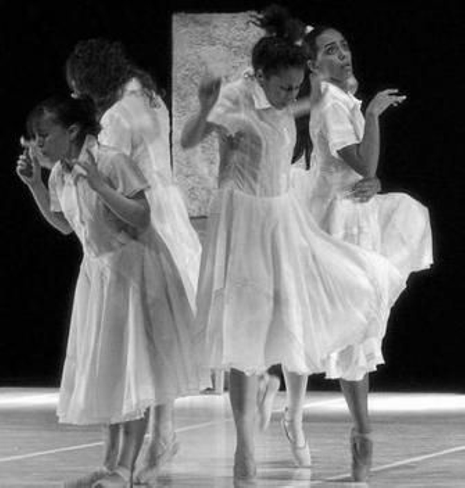 Espectáculo de danza representado en la MUDA de Málaga.