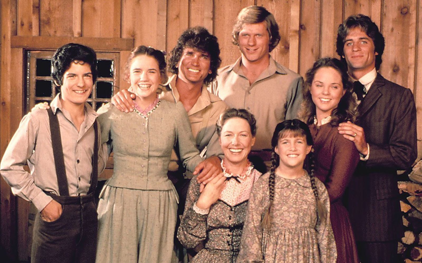 La familia Ingalls, ya creciditos todos, en la temporada final, en 1983