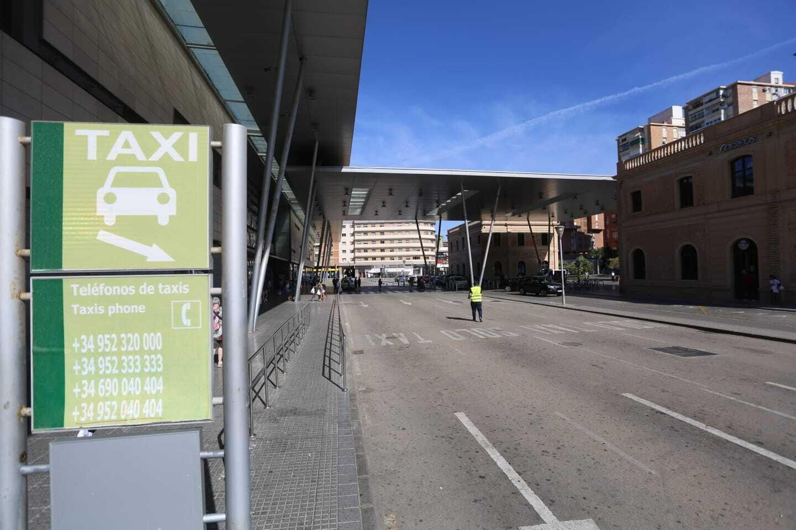 Parada de taxi de María Zambrano a las 11.30 horas.