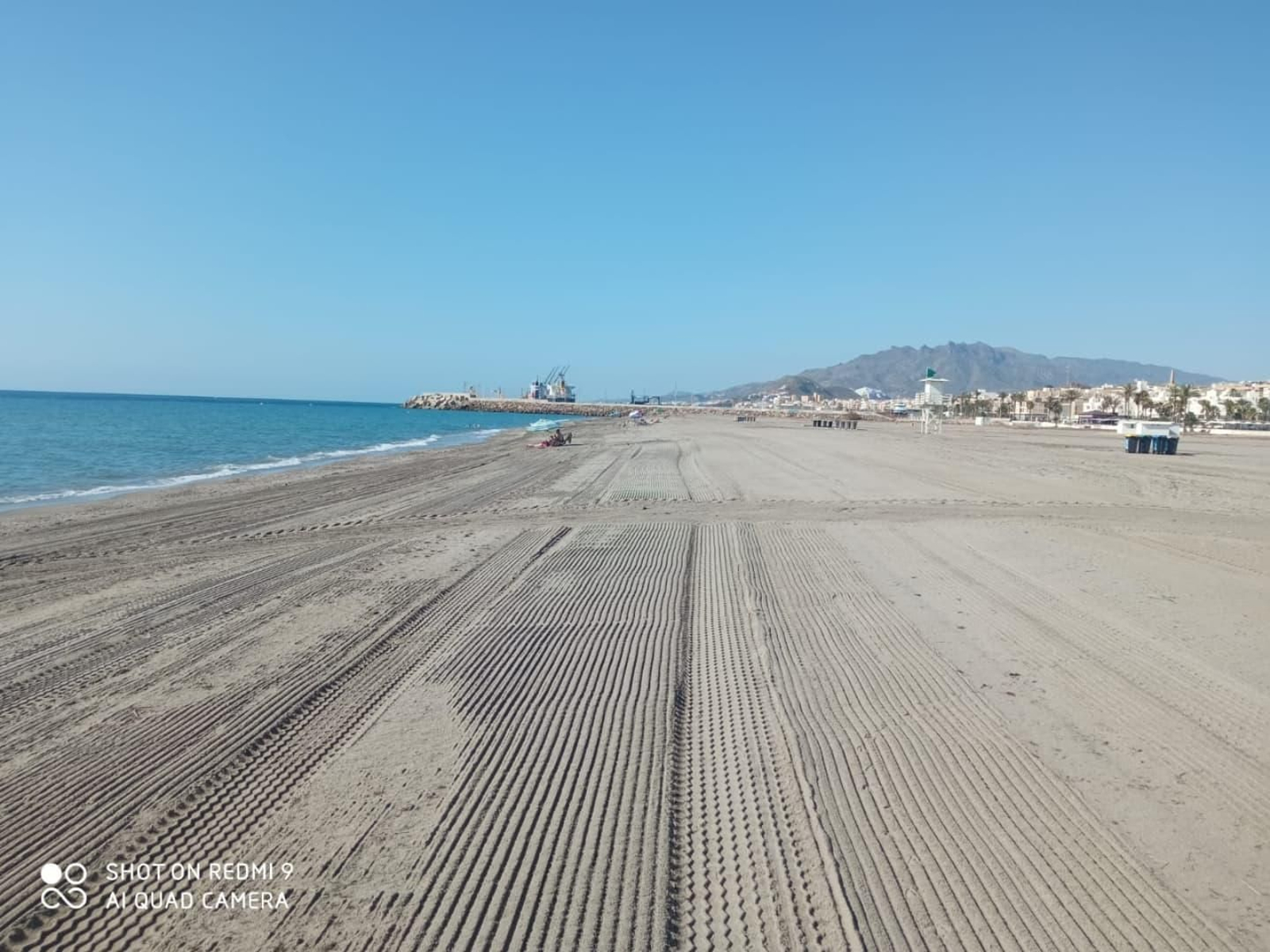 Bandera verde en las playas de Vera.
