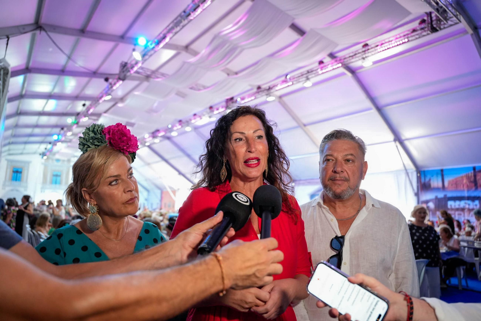 Las fotos de la comida de homenaje a la mujer en la Feria de Almería