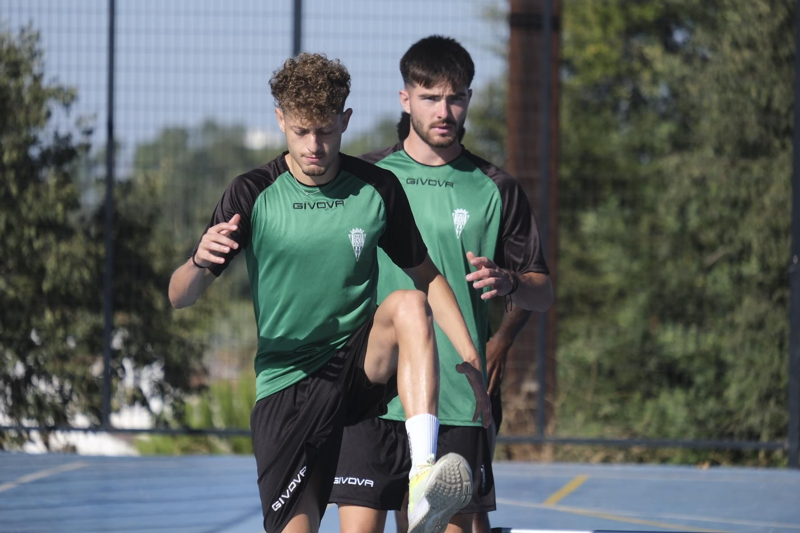 El entrenamiento del Córdoba CF en el parque de la Asomadilla, en imágenes
