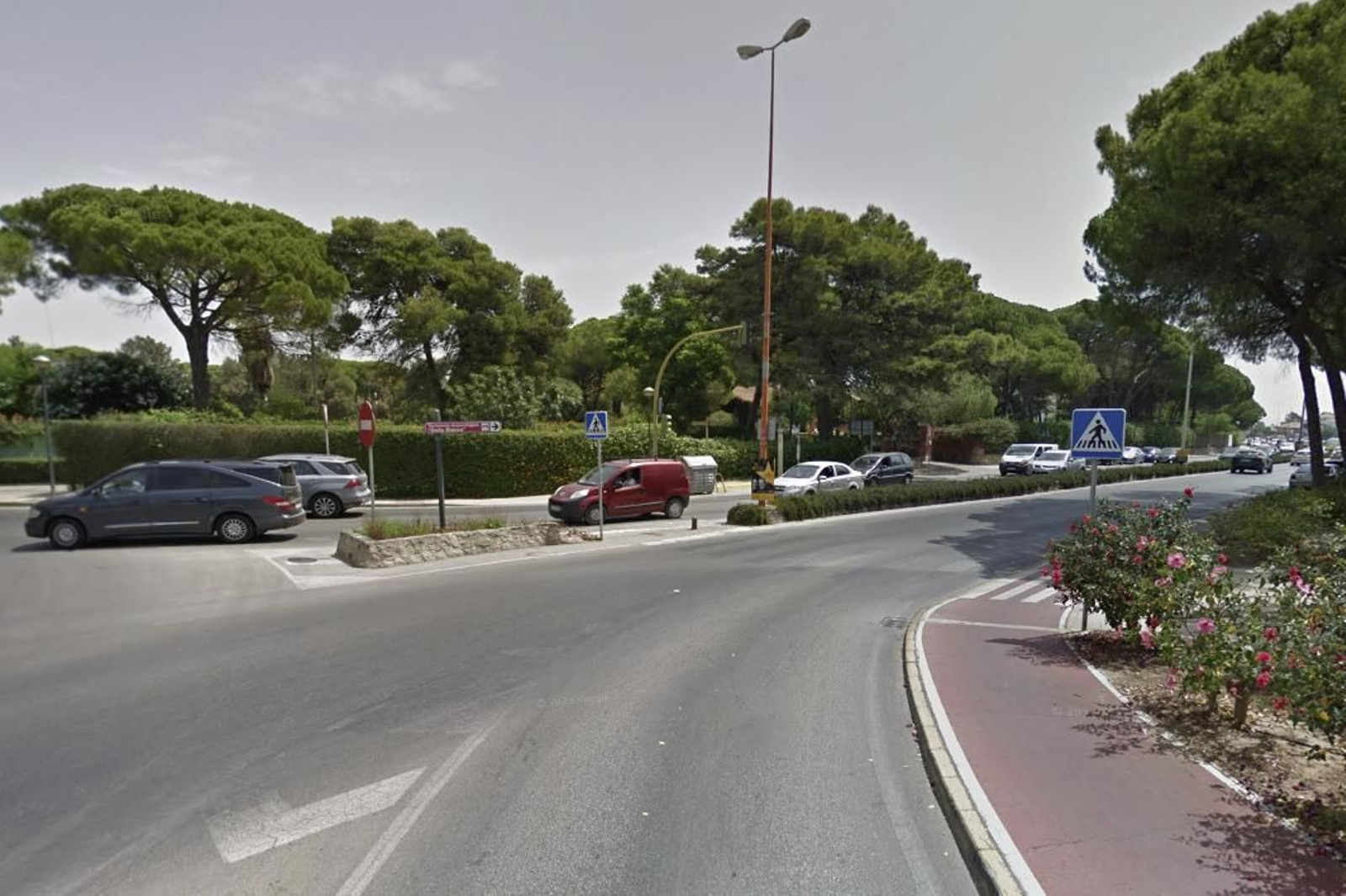 Una imagen del cruce que da acceso a Vistahermosa.