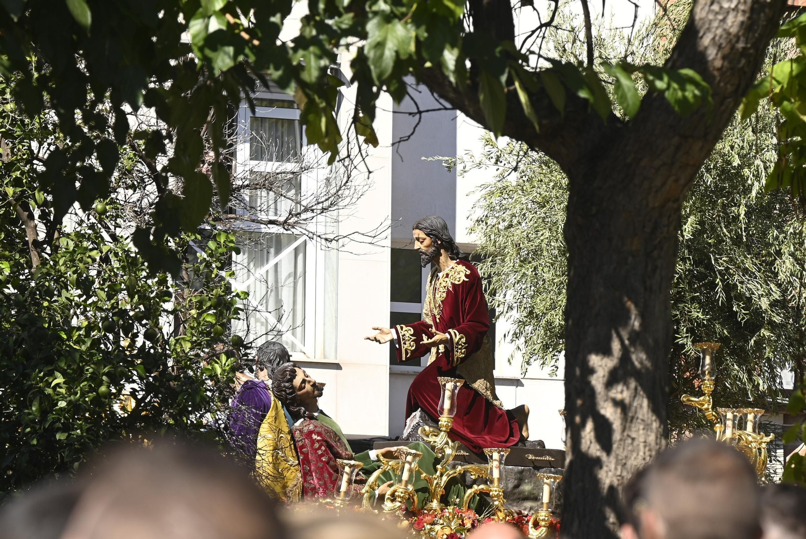 La cofradía de la Oración en el Huerto de Cabra, en el Vía Crucis Magno de Córdoba