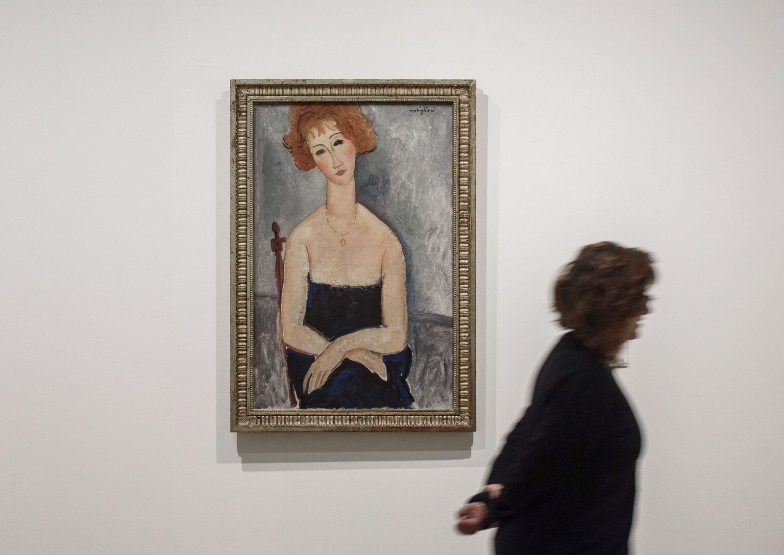 1. 'La pelirroja con el colgante', de Modigliani.  2. Calvo Serraller, Ros y Zugaza con la estatua de Afrodita. 3. 'Mujer de Venecia I' de Giacometti. 4. 'Retrato de Ana de Velasco' de Juan Pantoja. 5. 'Nº 6' de M. Rothko. 6. 'Cabeza y mano de mujer', de Picasso. 7. 'La lectora' de Toulouse-Lautrec. 8. 'Vista de la Plaza de San Marco...' de Canaletto. 9. 'Naturaleza muerta, jarrón con claveles' de V. Van Gogh.