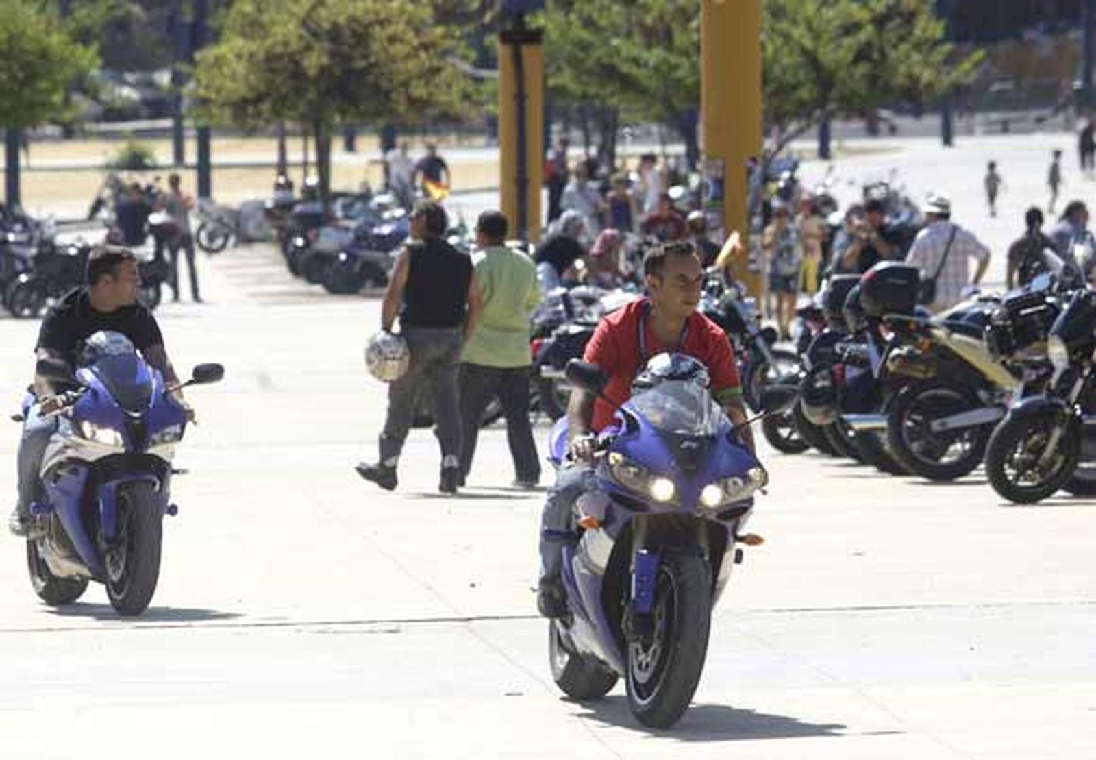 500 motos se dieron lugar en el parque feria como colofón de la gran fiesta motera Delfines 2010

Foto: Erasmo Fenoy