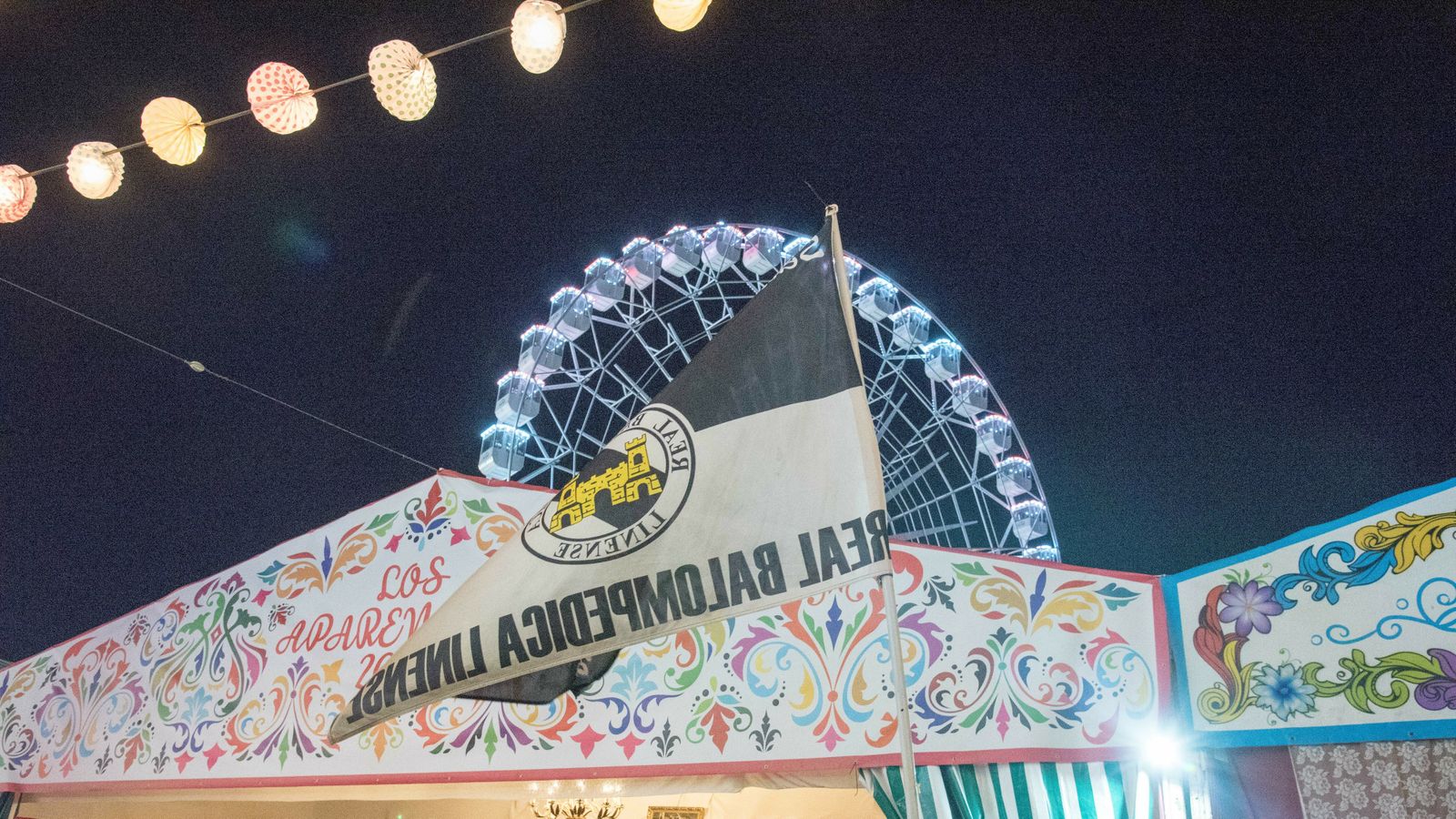 Viernes de Feria de la Línea en imagenes