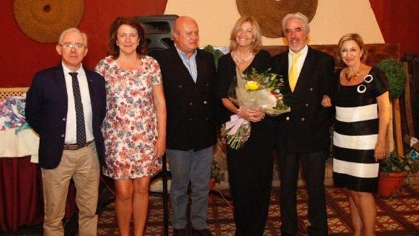 Félix Gallo, María del Carmen Pineda, Javier Sánchez de Cos, Mercedes Lastra, Rafael  Berbel y Ana Godino, durante el homenaje.
