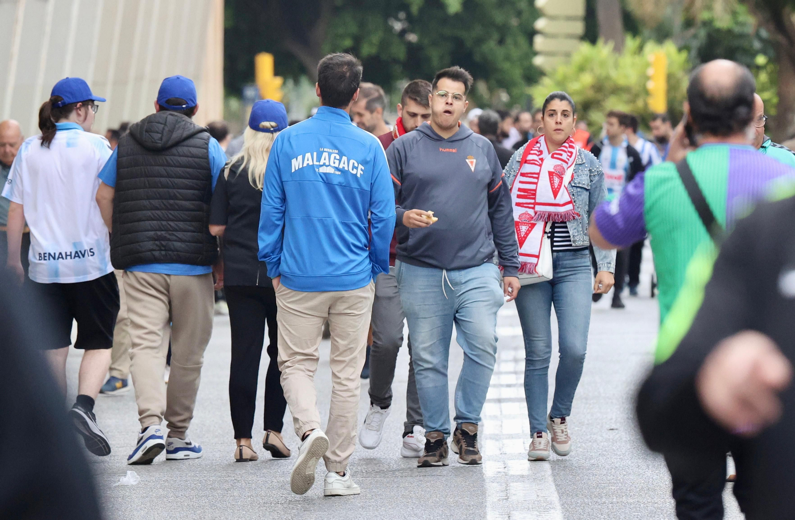 Búscate en las gradas de La Rosaleda durante el Málaga CF-Real Murcia