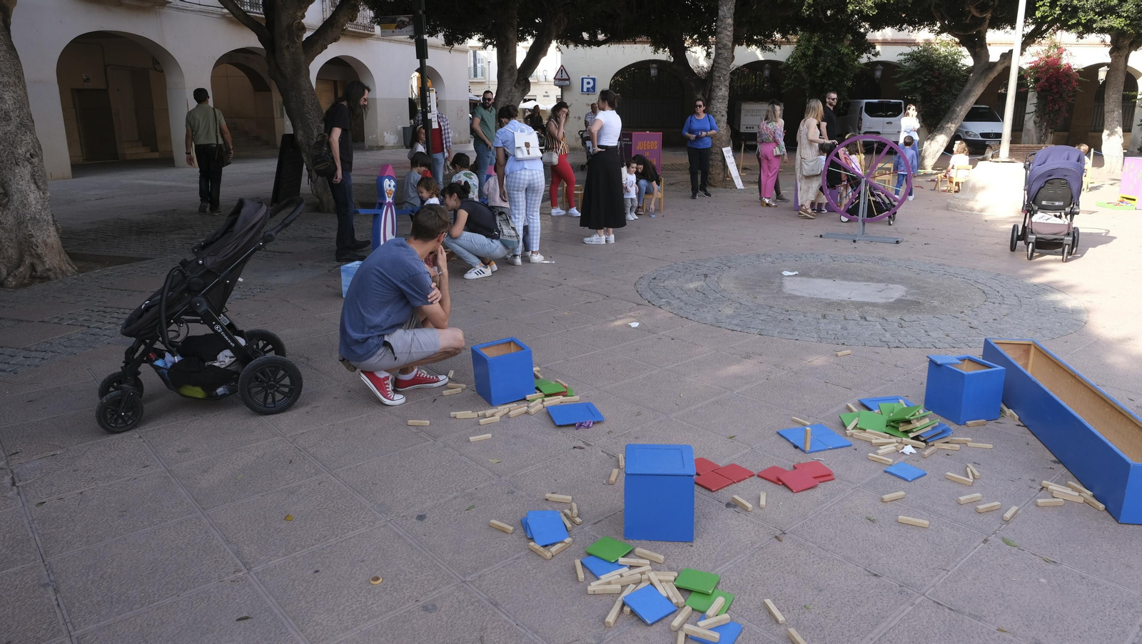 Imágenes de la Noche en Blanco, en Almería