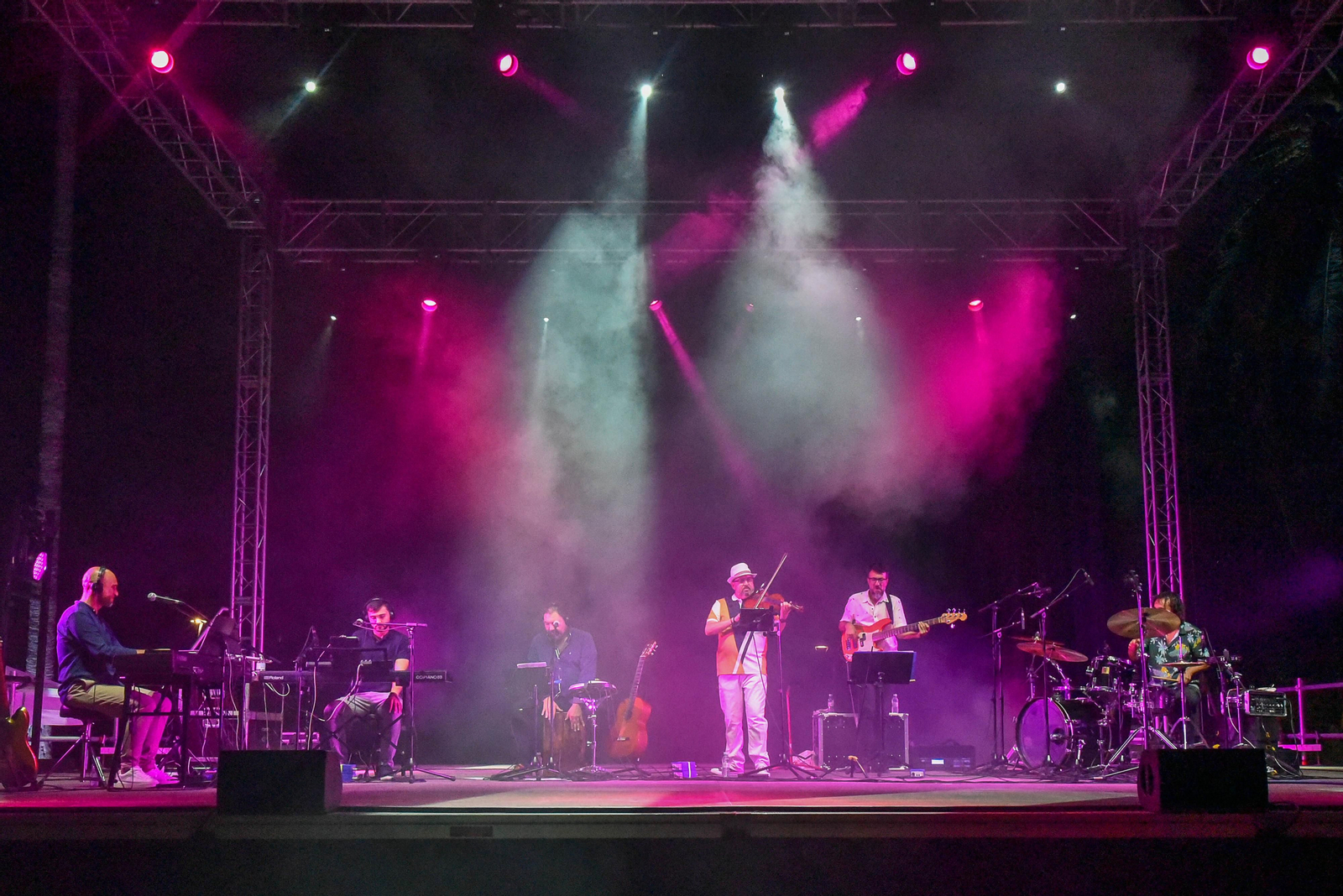 Las fotos del concierto de ' The Aralorak Project ' IX Encuentro Internacional de guitarra Paco de Lucía