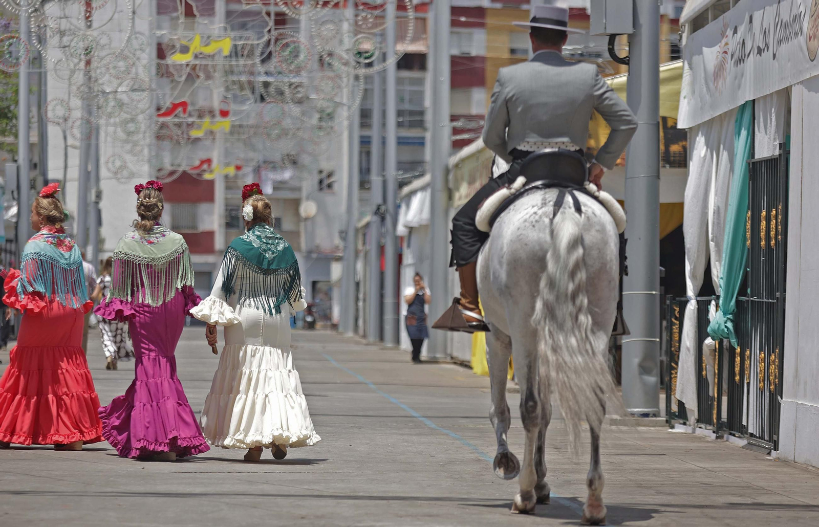 Fotos del tradicional concurso 'Paseo a Caballo' en la Feria Real de Algeciras 2025 Fotos del tradicional concurso 'Paseo a Caballo' en la Feria Real de Algeciras 2025