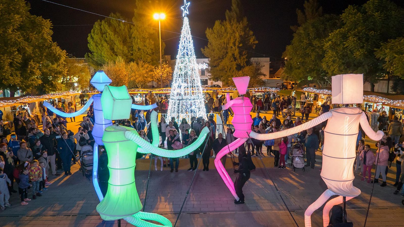 Espectáculo del Mercadillo Navideño de La Rinconada.
