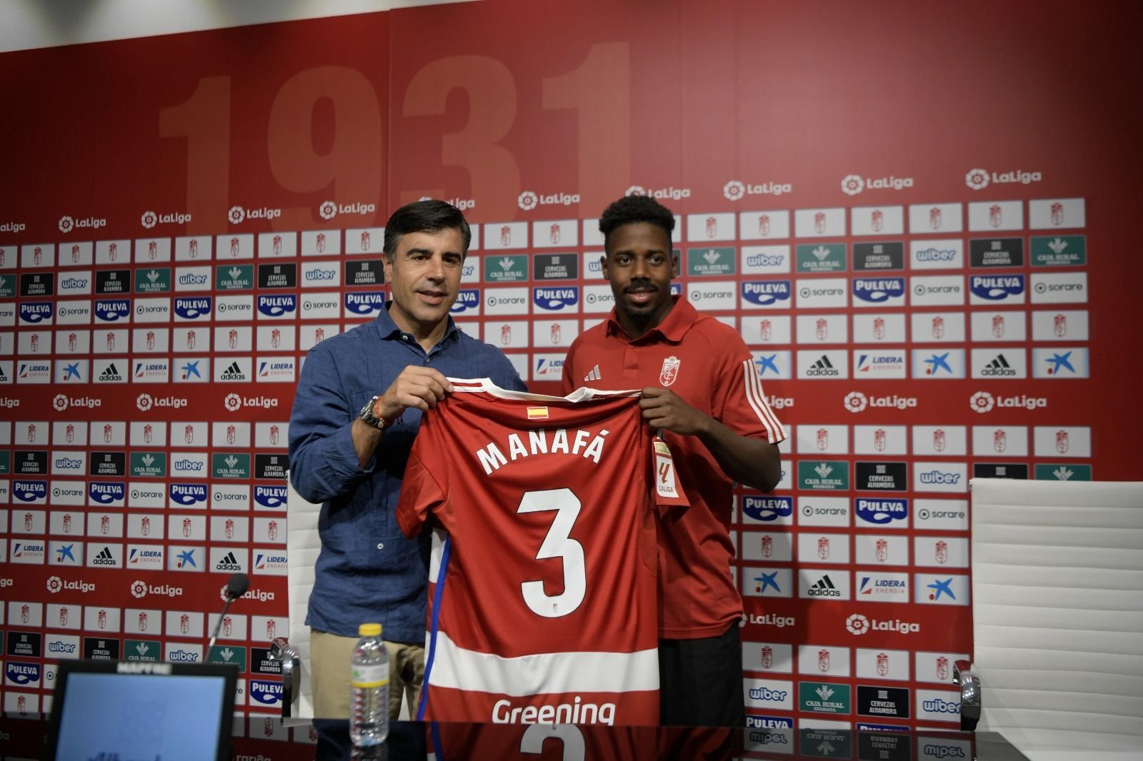 Nico Rodríguez: "Tenemos claro los perfiles que queremos, y algunas salidas parece que van por buen camino"