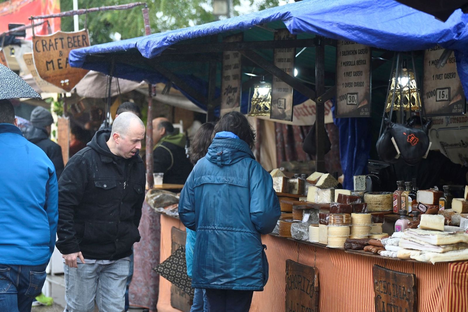 La lluvia desluce el último día del Mercado Andalusí