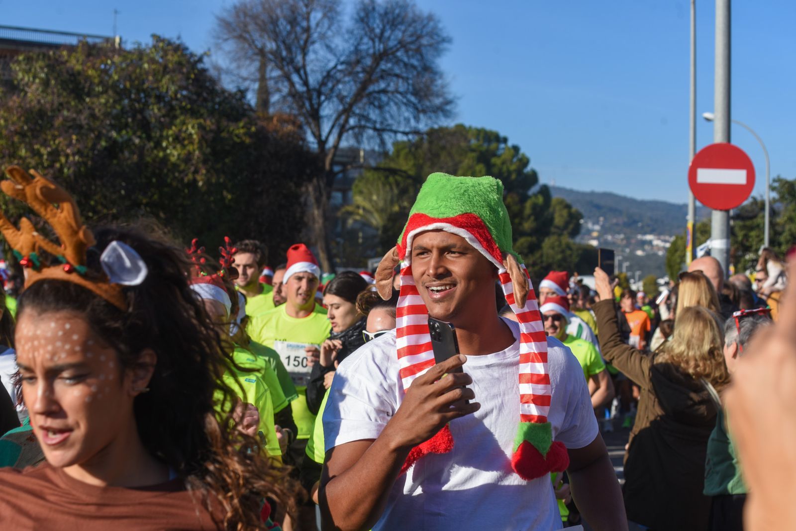 Búscate en nuestra galería de fotos de la San Silvestre Cordobesa 2025