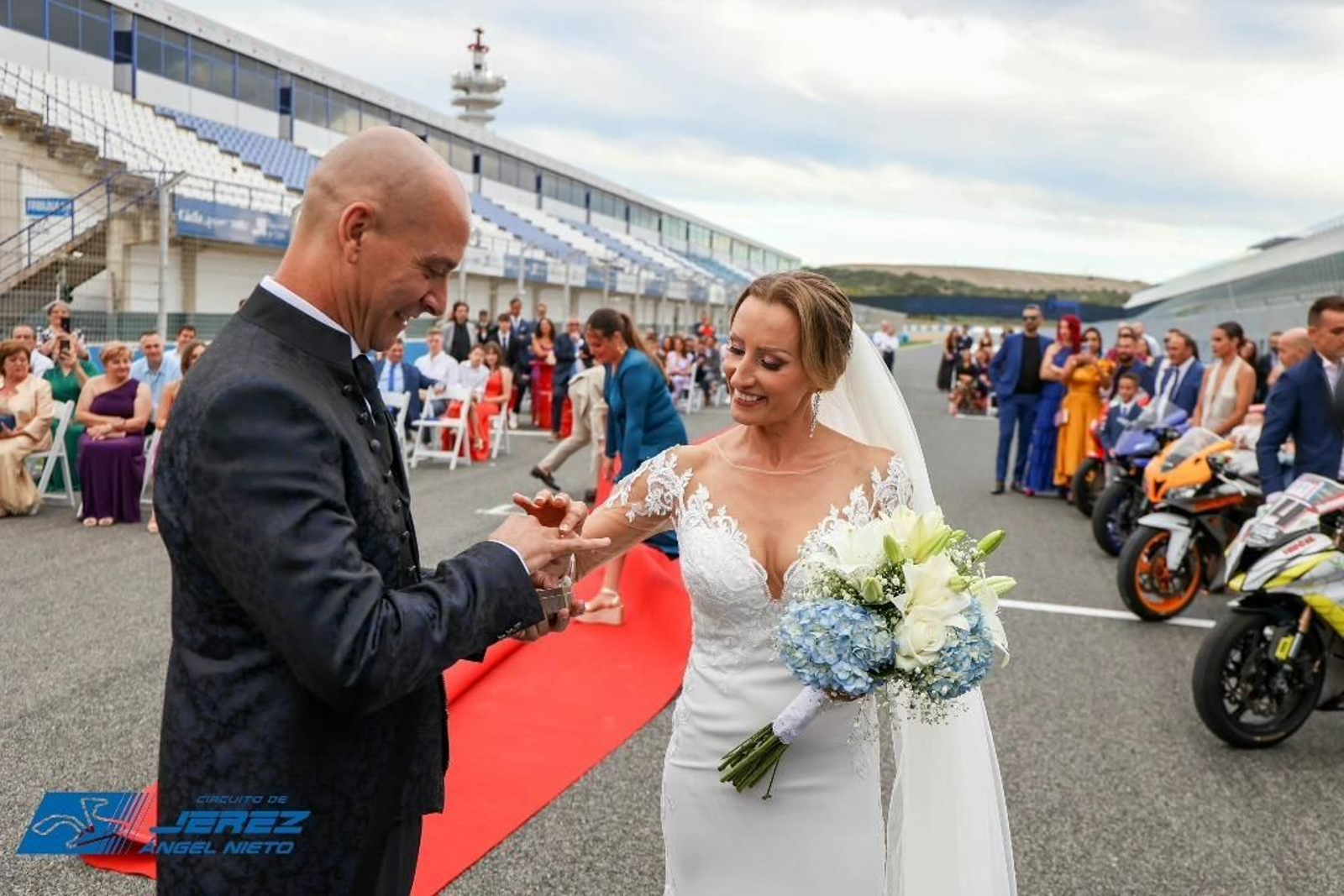 Boda motera en el Circuito de Jerez Boda motera en el Circuito de Jerez