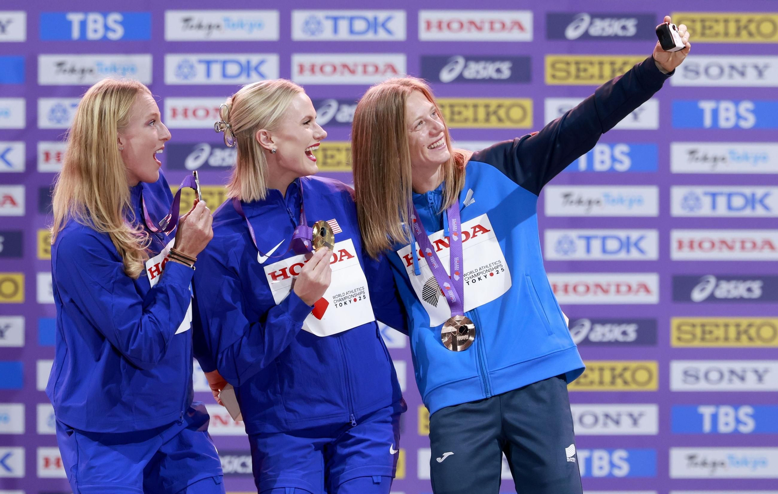 Las fotos del prometedor triunfo de Attaoui y del resto de la jornada del Mundial de Atletismo
