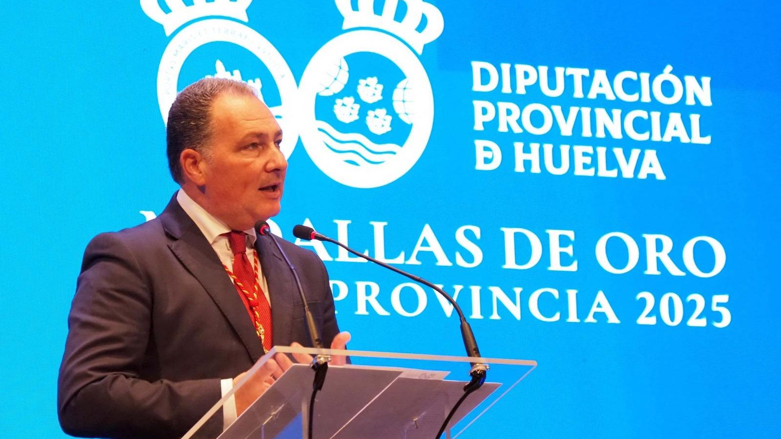 el presidente de la Diputación, David Toscano, en el acto de entrega de las Medallas de Oro de la Provincia 2025.