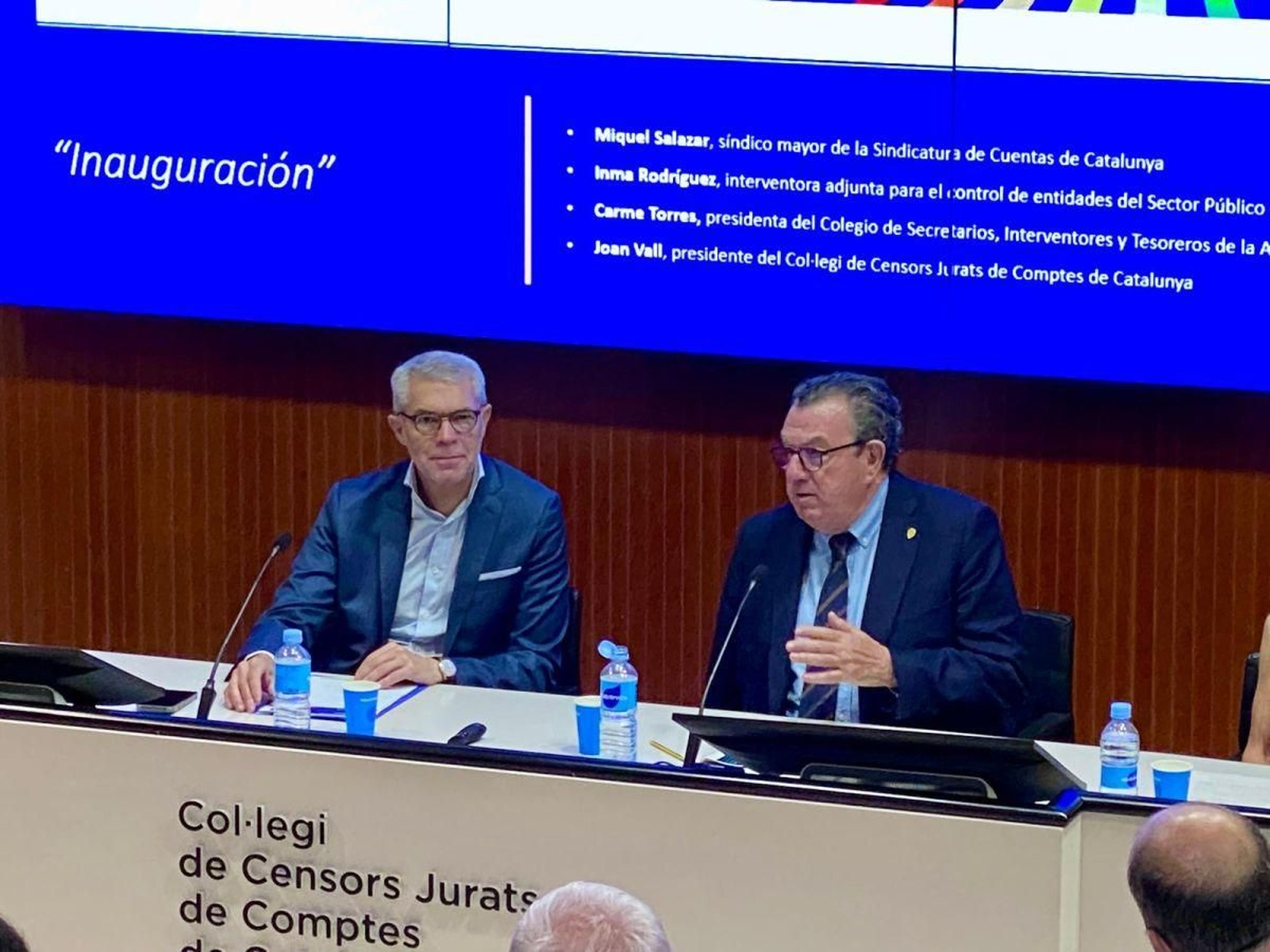 De izquierda a derecha: Joan Vall, presidente del Colegio de Censores Jurados de Cuentas de Cataluña; y Miquel Salazar, síndico mayor de la Sindicatura de Cuentas de Cataluña.
