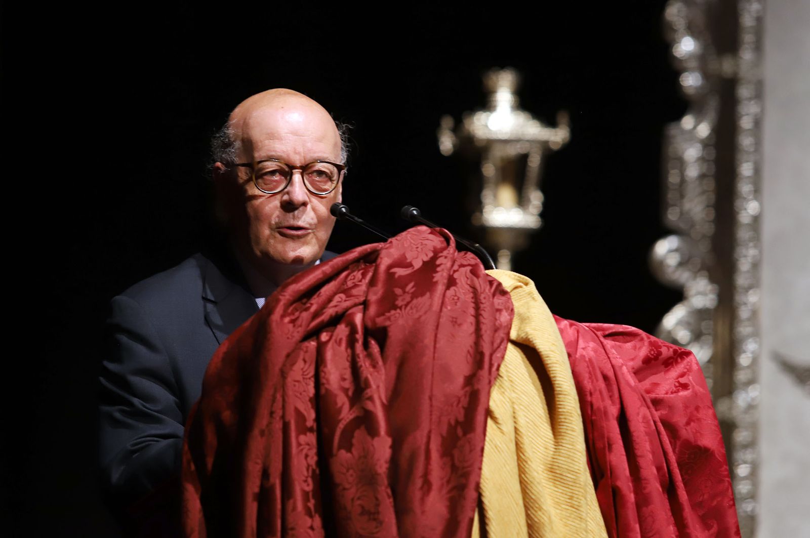 Eduardo Fernández Jurado pregona a la Hermandad de Emigrantes, en imágenes