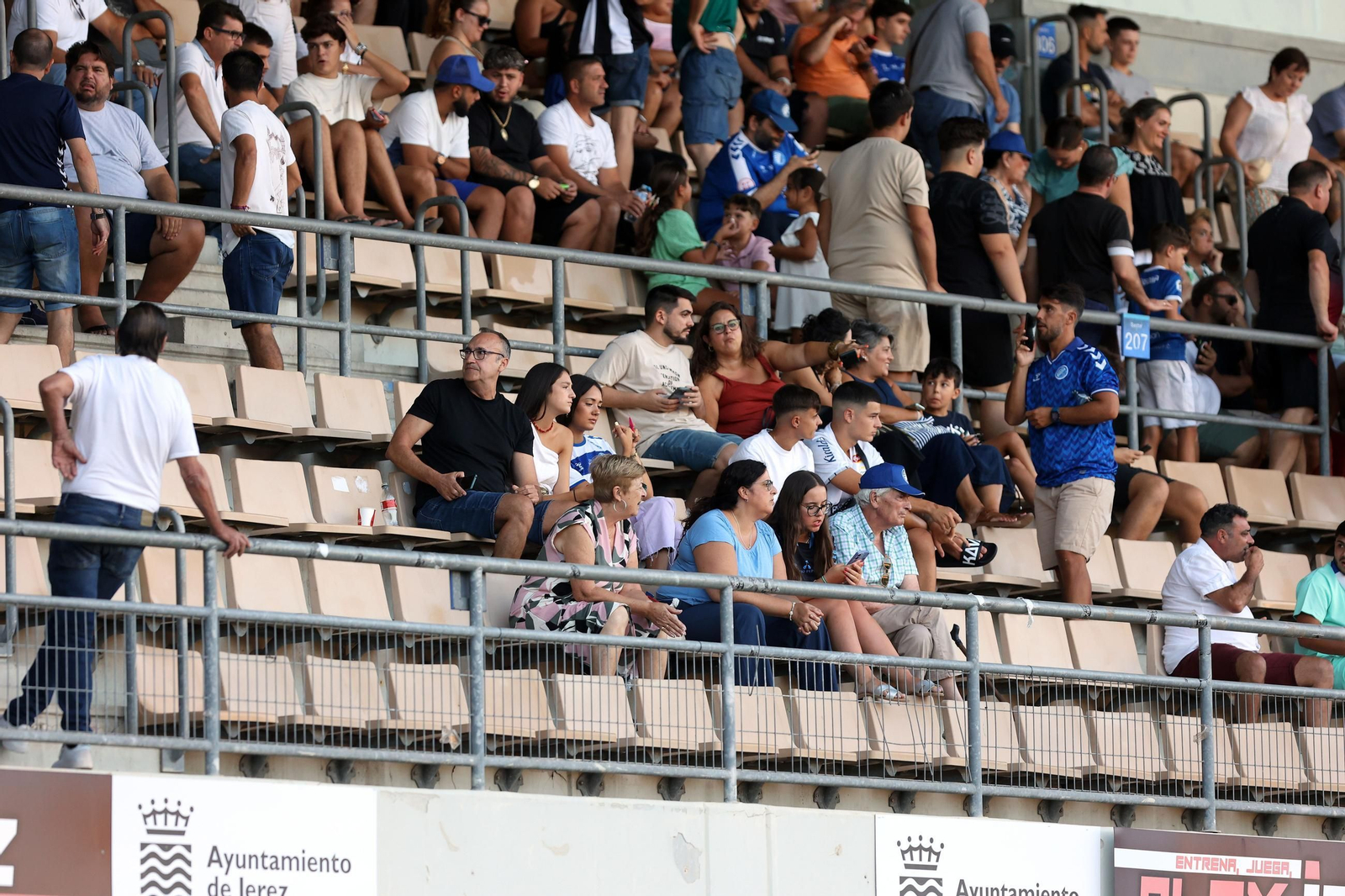 Búscate en el amistoso entre el Xerez DFC y el Ceuta B en Chapín