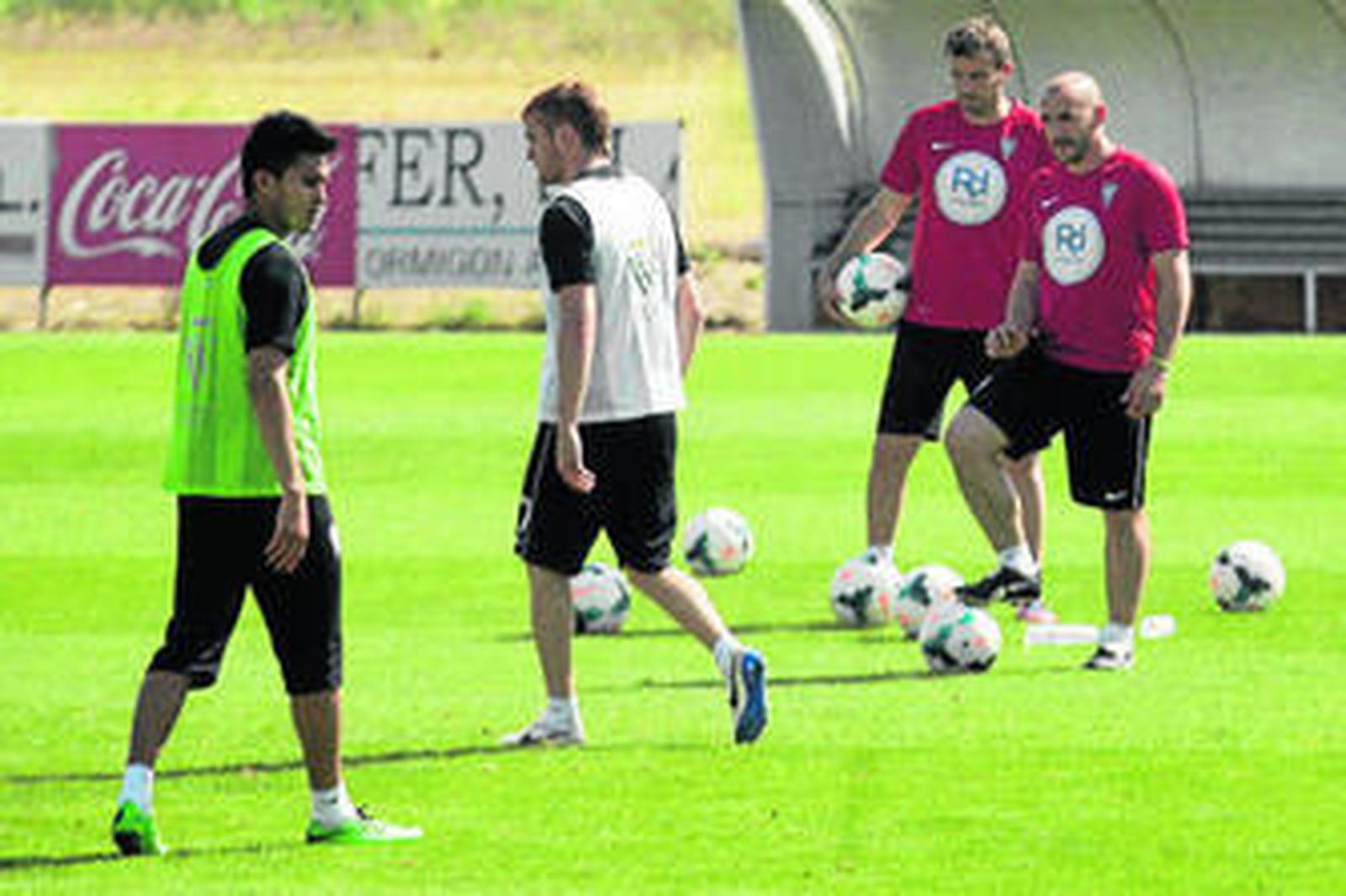 Ferrer, junto a Esaú Sánchez.