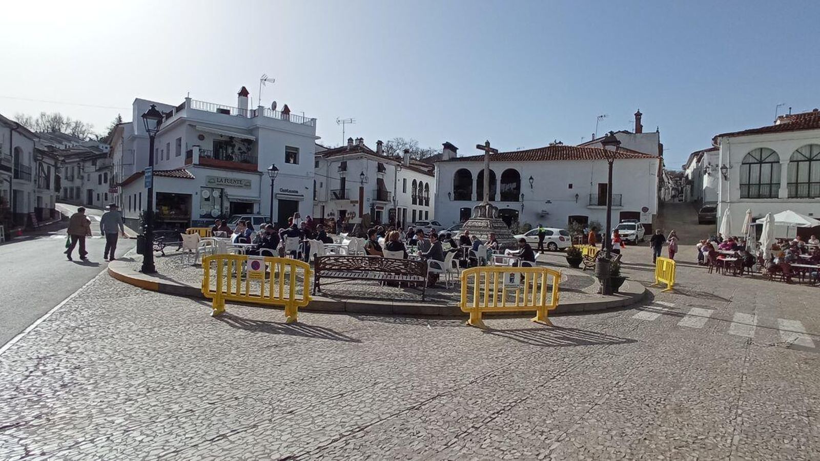 Plaza principal de Fuenteheridos