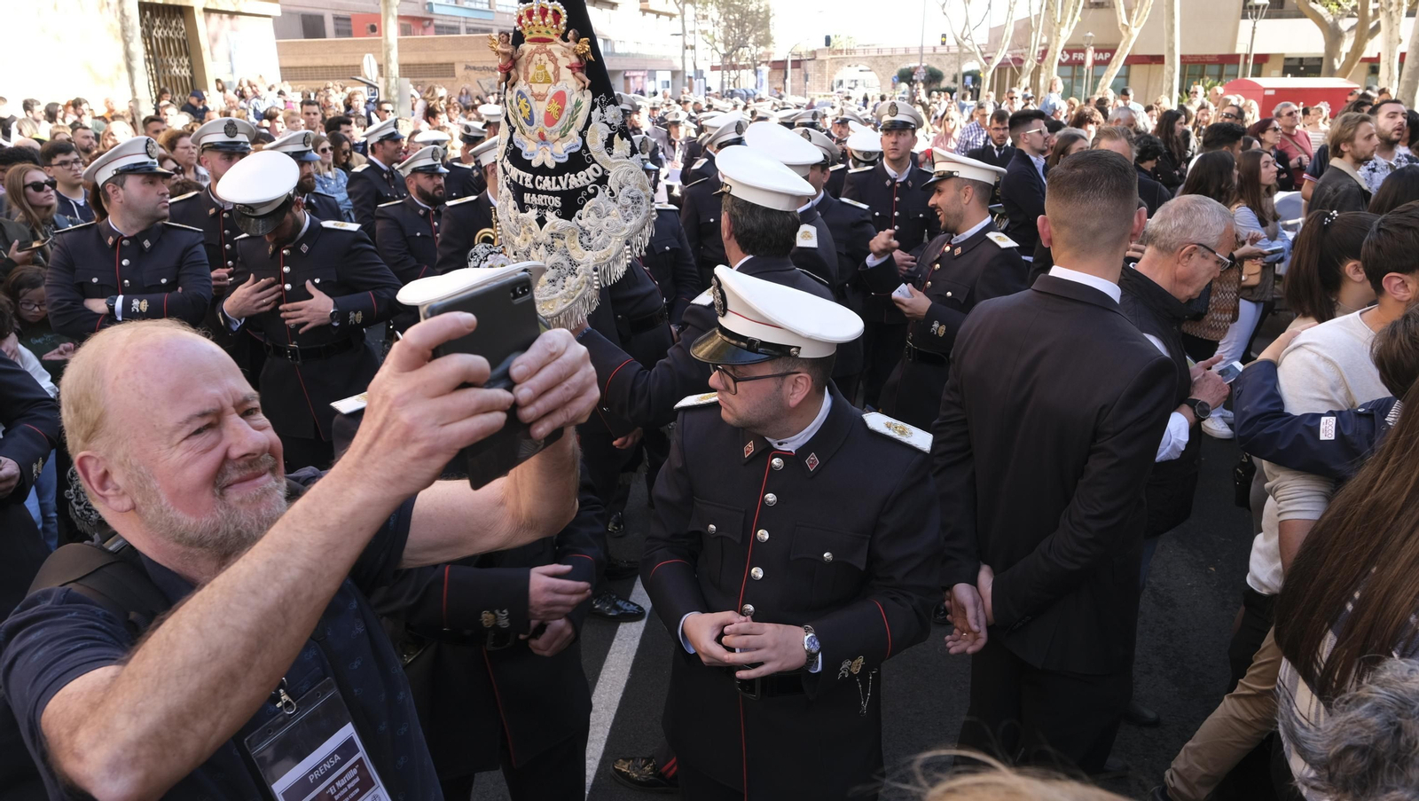 La procesión de Pasión en Almería, en imágenes