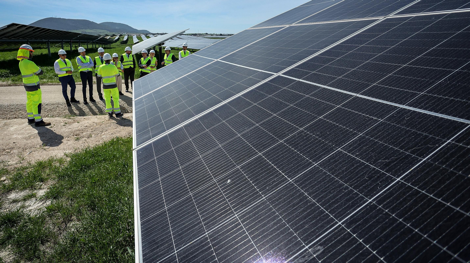 Inauguración de cuatro plantas solares