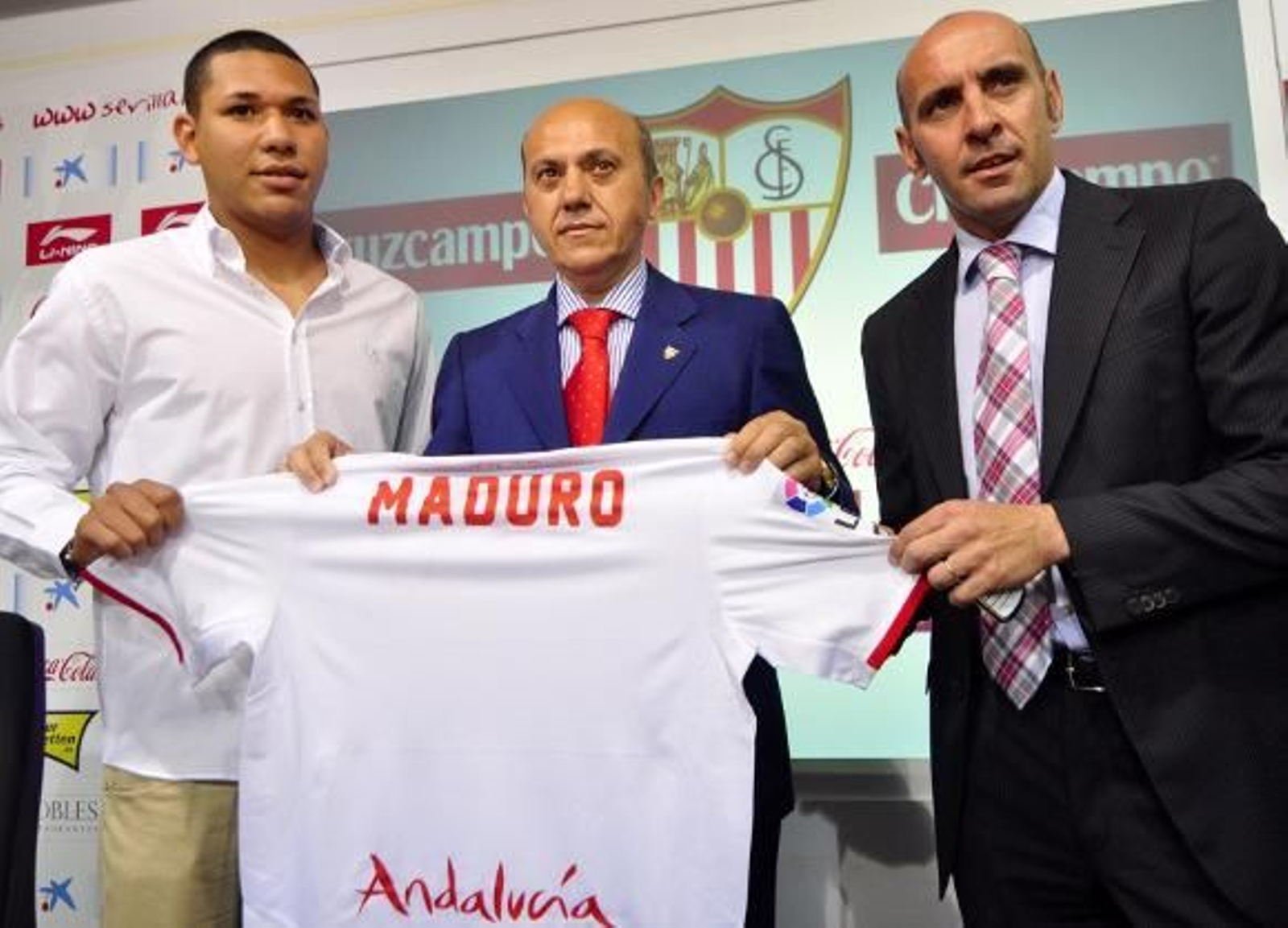 Maduro aspira a "quedar tercero"