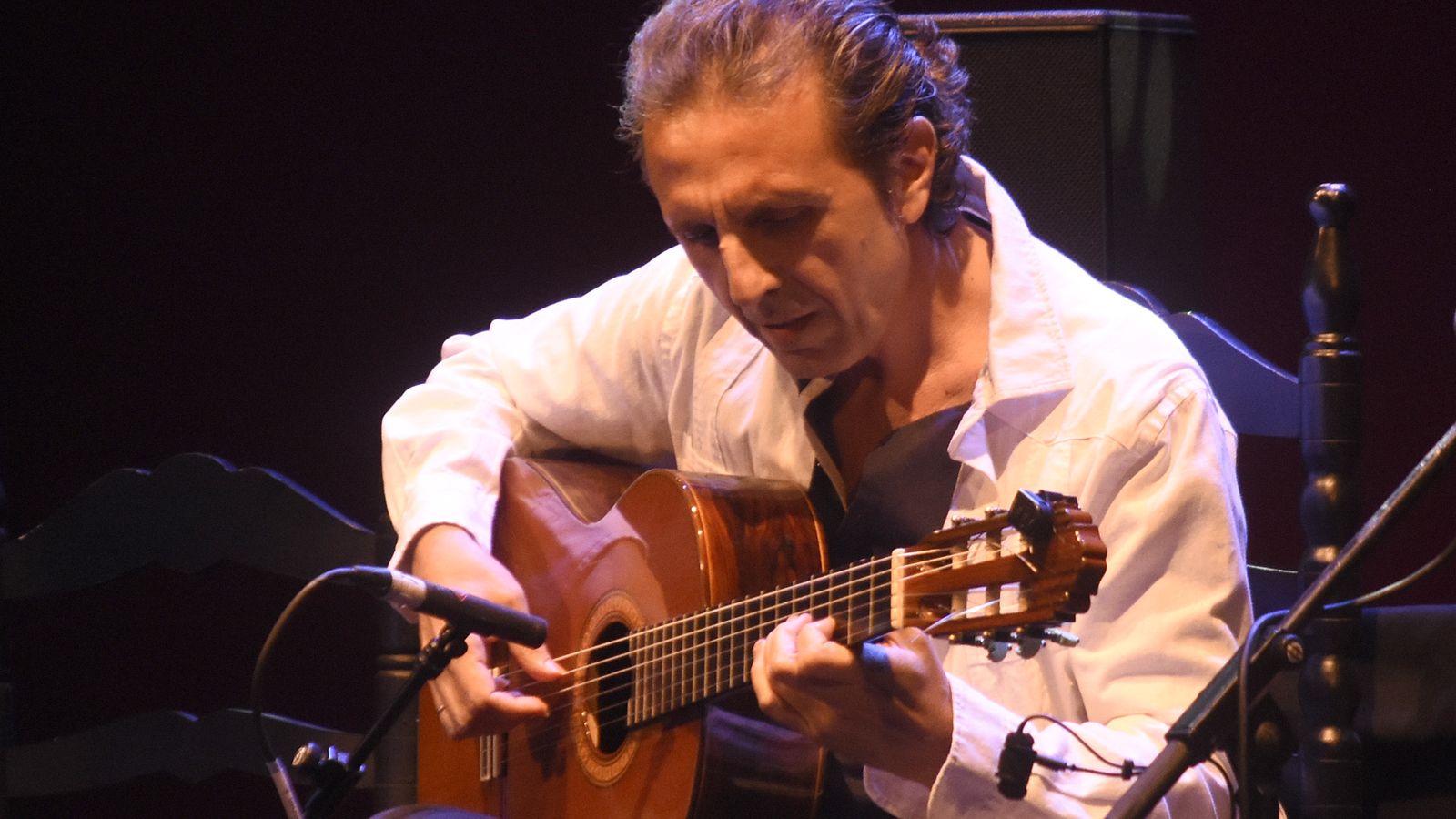 El guitarrista Juan Carlos Romero presenta su nuevo trabajo en el Teatro Lope de Vega.