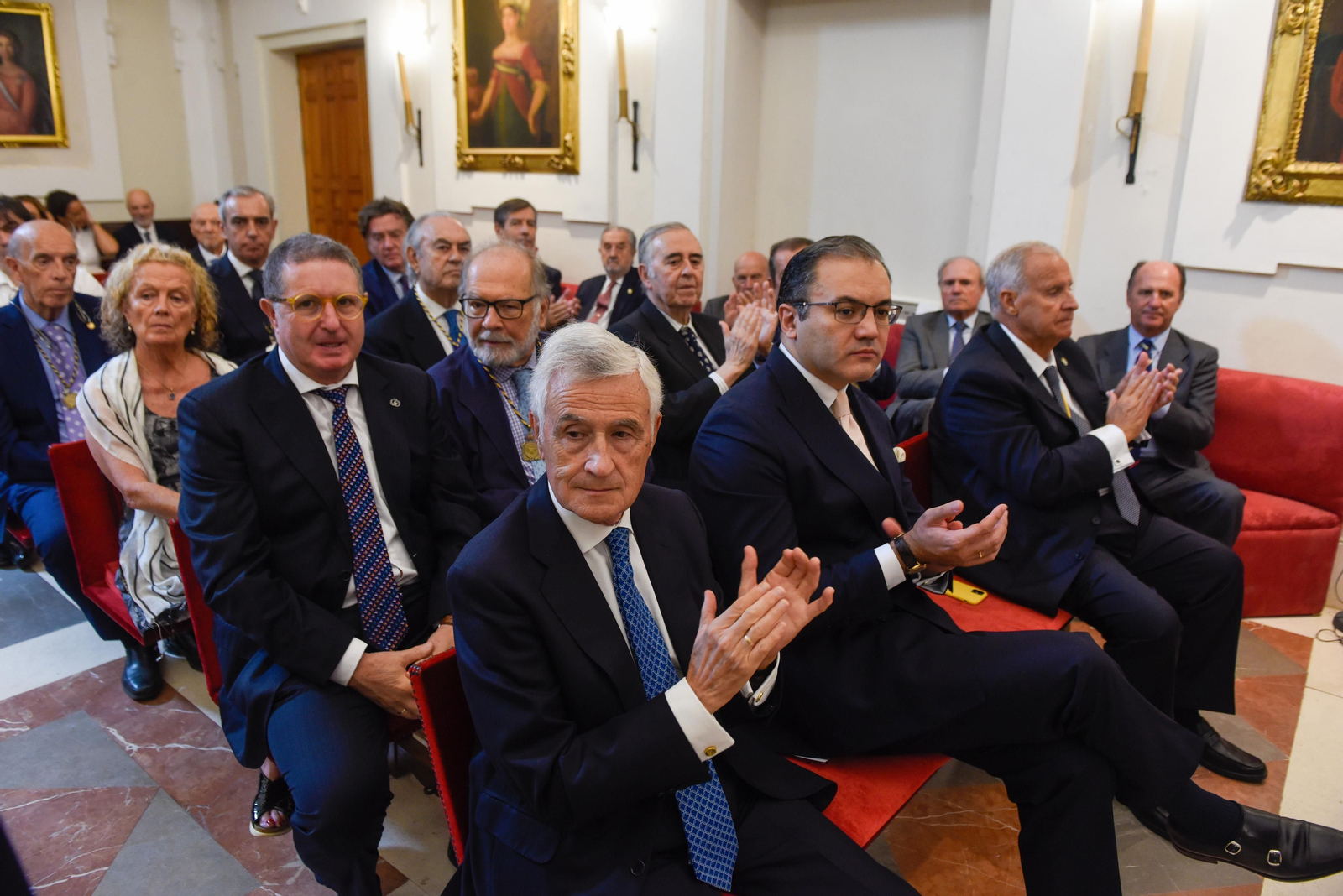 Ingreso en La Real Academia de Medicina y Cirugía de Sevilla de Pedro González-Trevijano