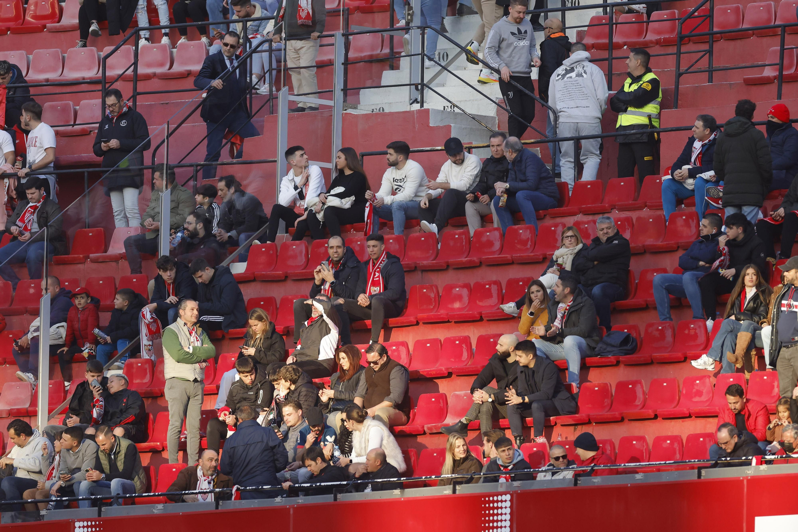 Búscate en las fotos del Sevilla-Mallorca