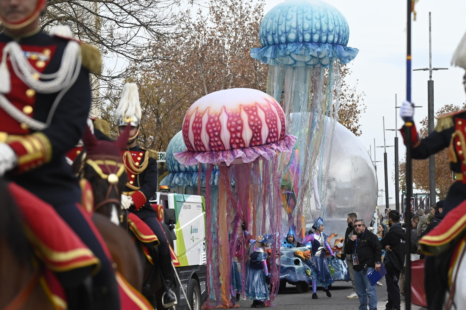 Las mejores fotos del inicio de la Cabalgata de Reyes Magos de Córdoba