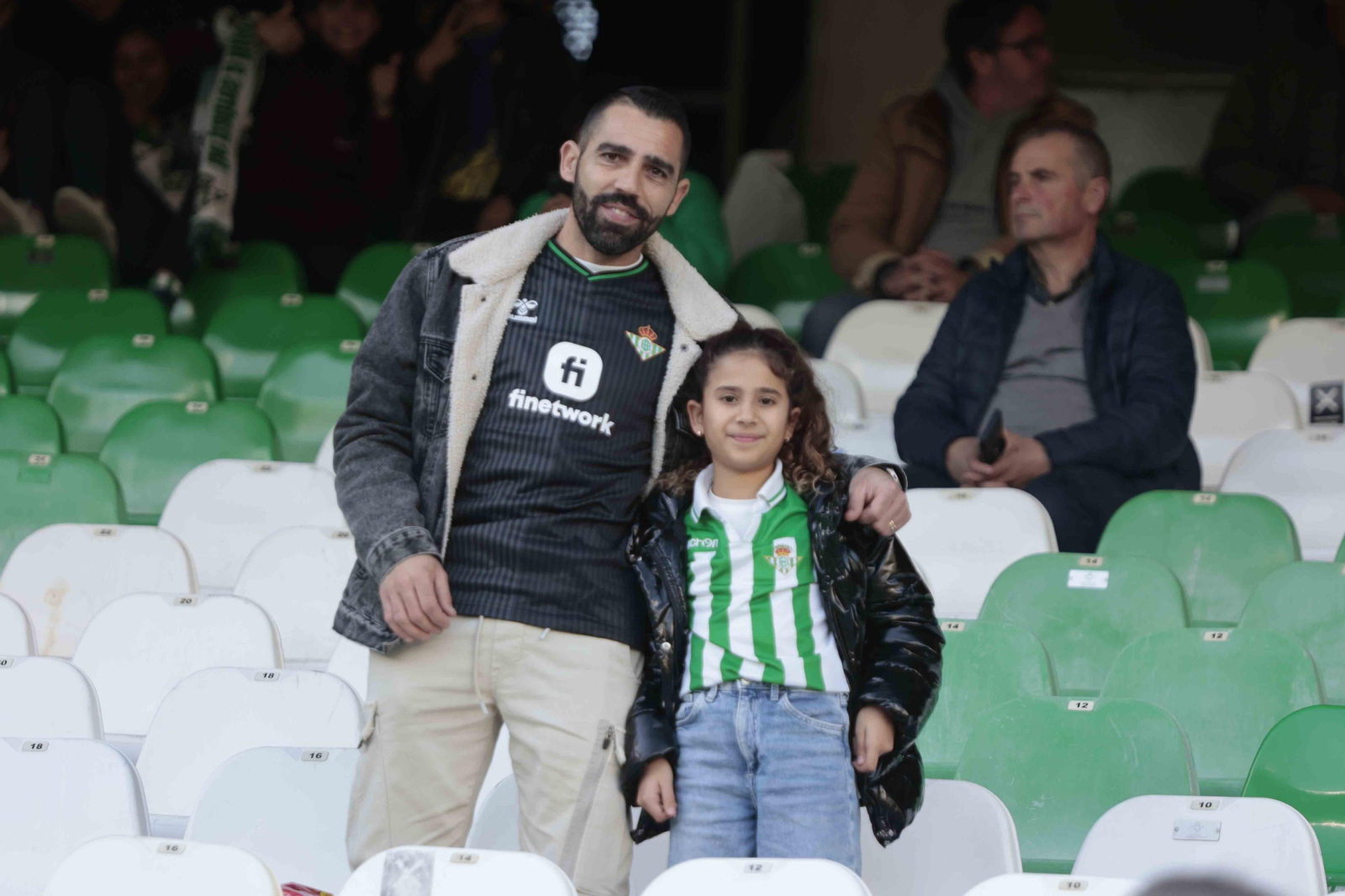 Búscate en las gradas del Villamarín