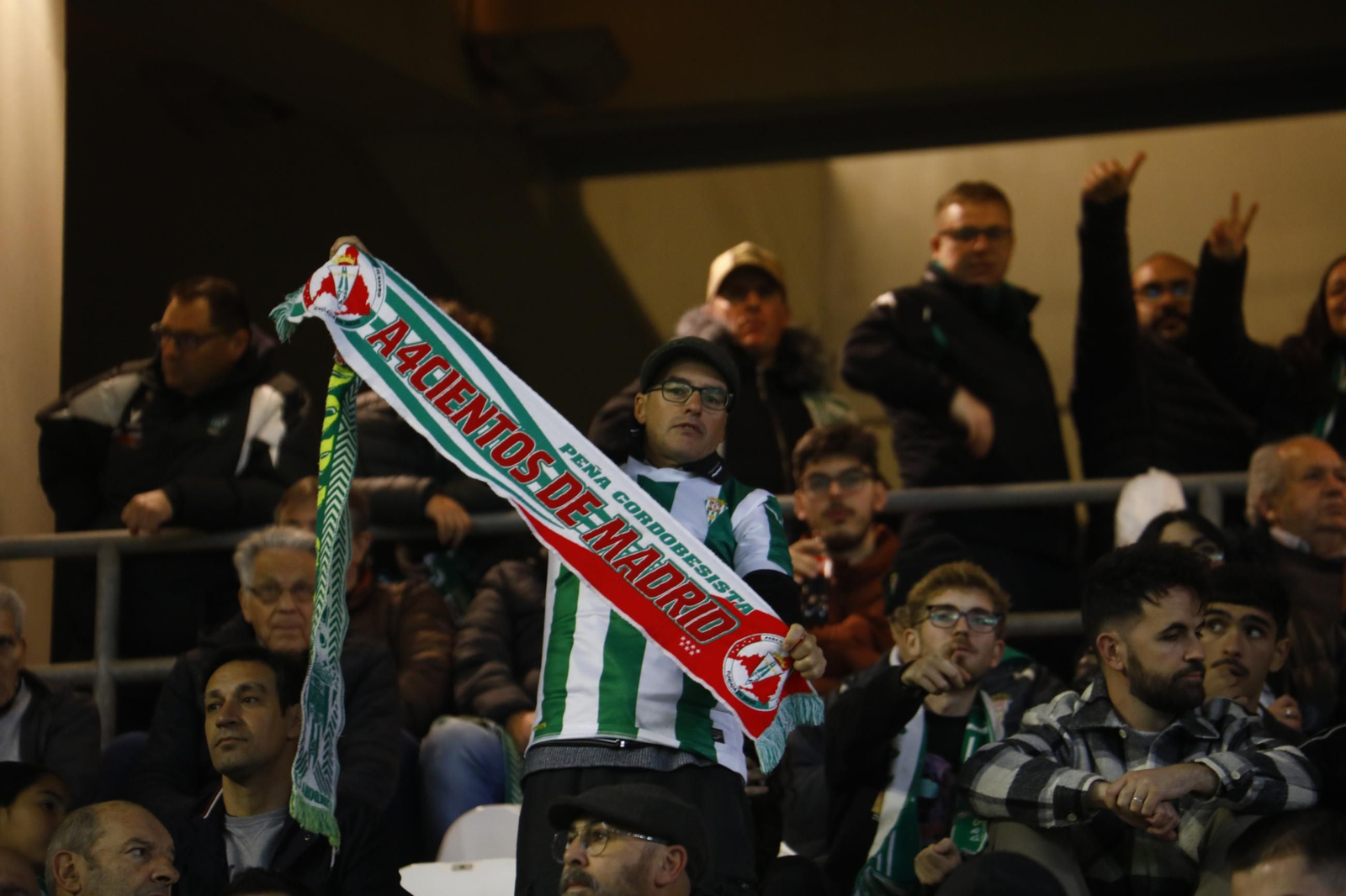 El vibrante ambiente en El Arcángel para el Córdoba CF - Sporting de Gijón