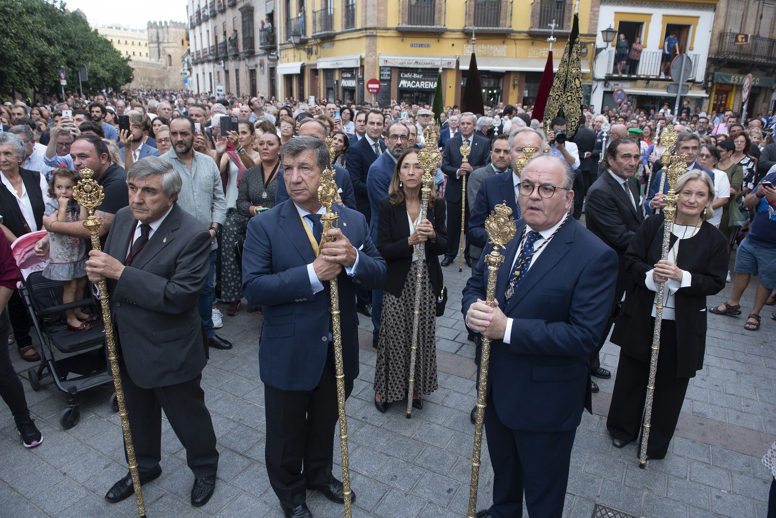 Las imágenes de la procesión de la Virgen del Rosario de la Macarena