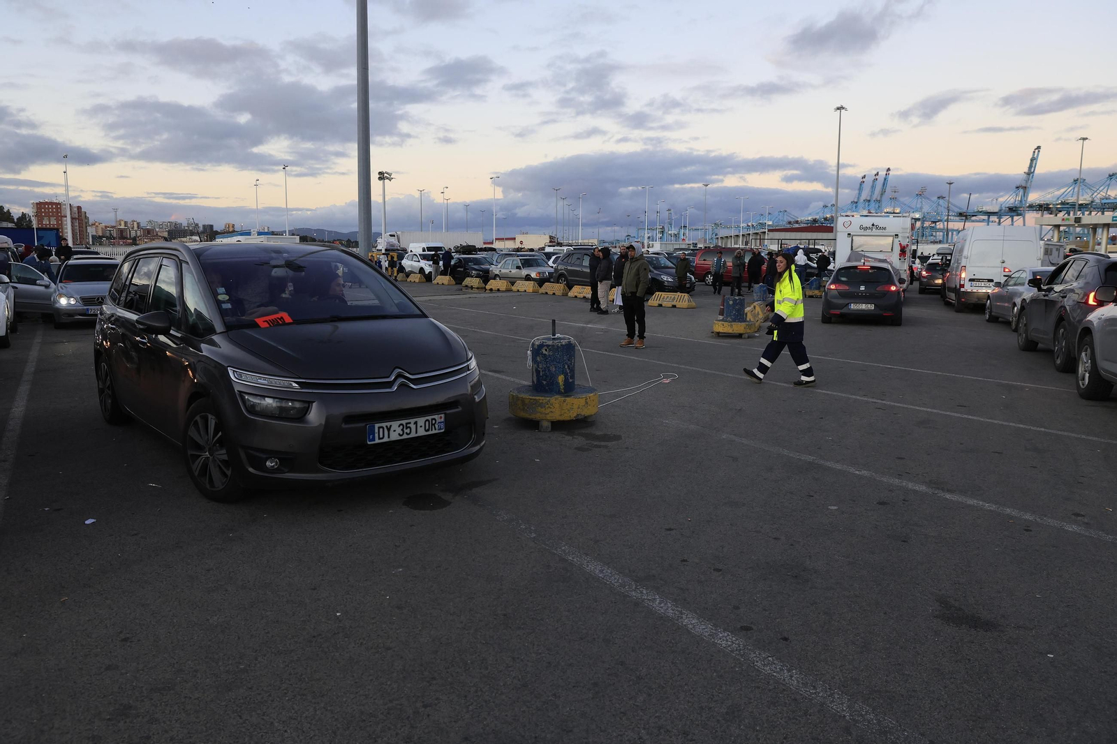 Fotos de la mini OPE de Navidad en Algeciras