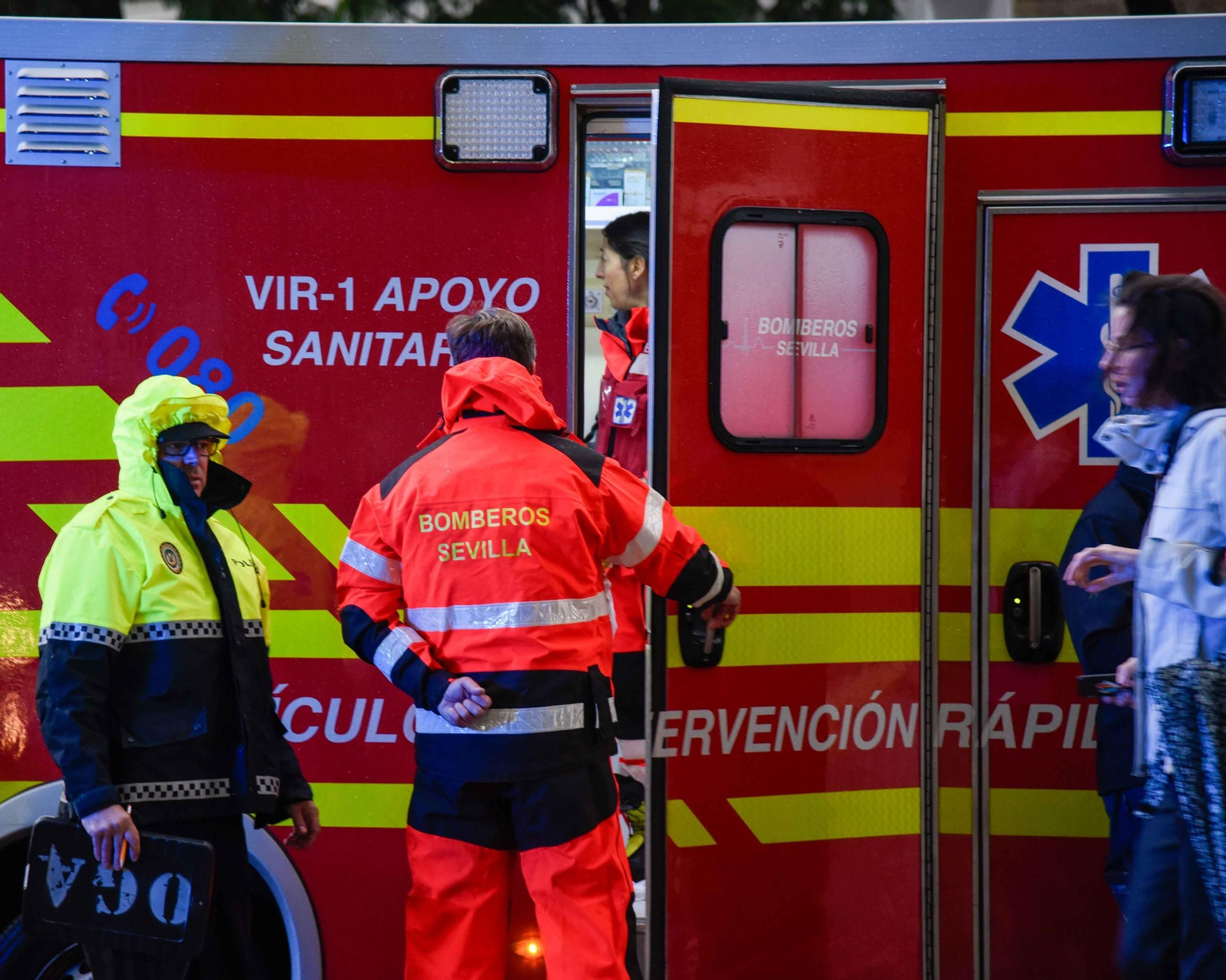 Conductora atropella a un hombre y circula varios kilómetros con el cadáver en los bajos del coche