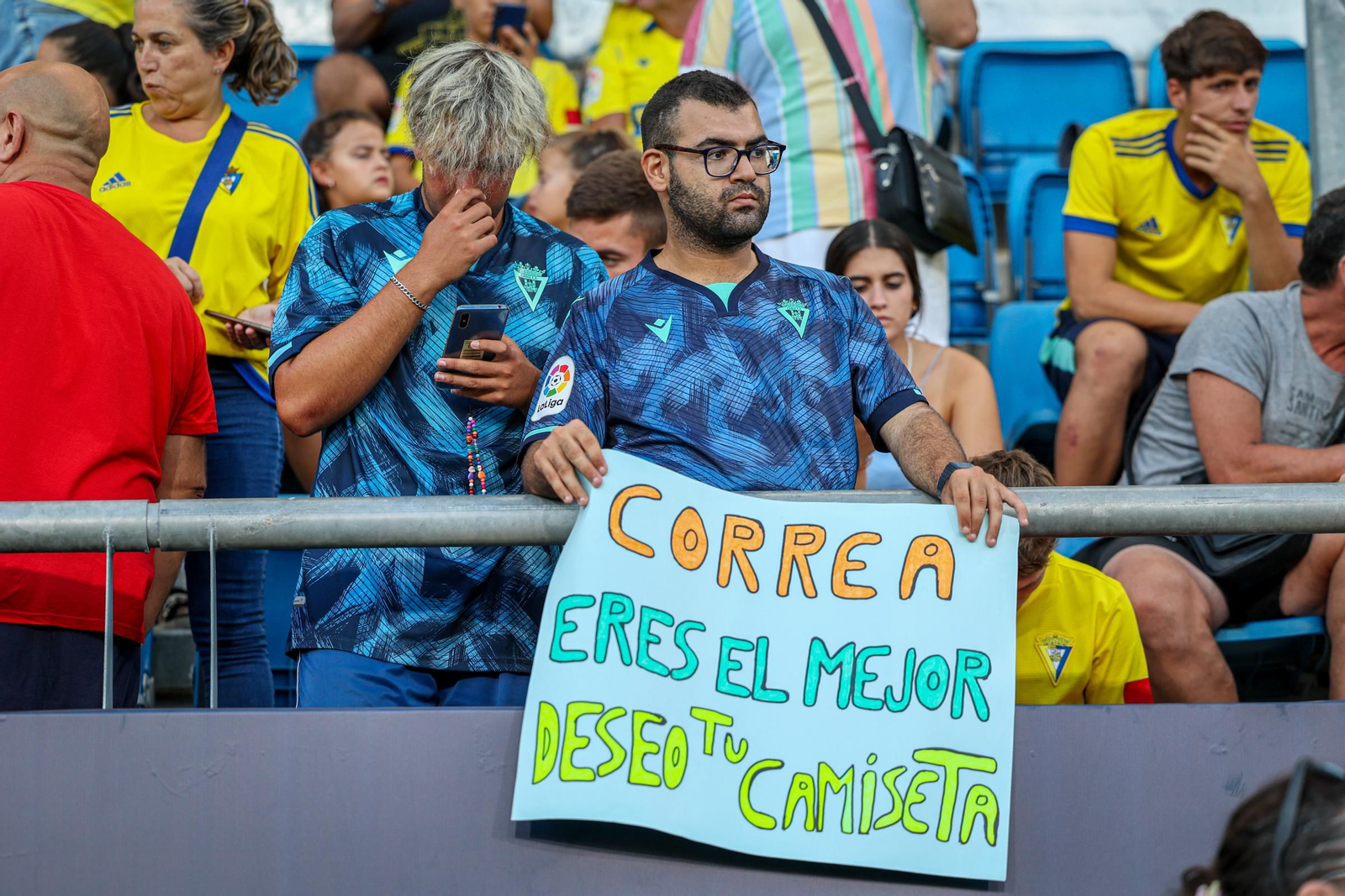 Las imágenes del Cádiz-Atlético de Madrid del Trofeo Carranza