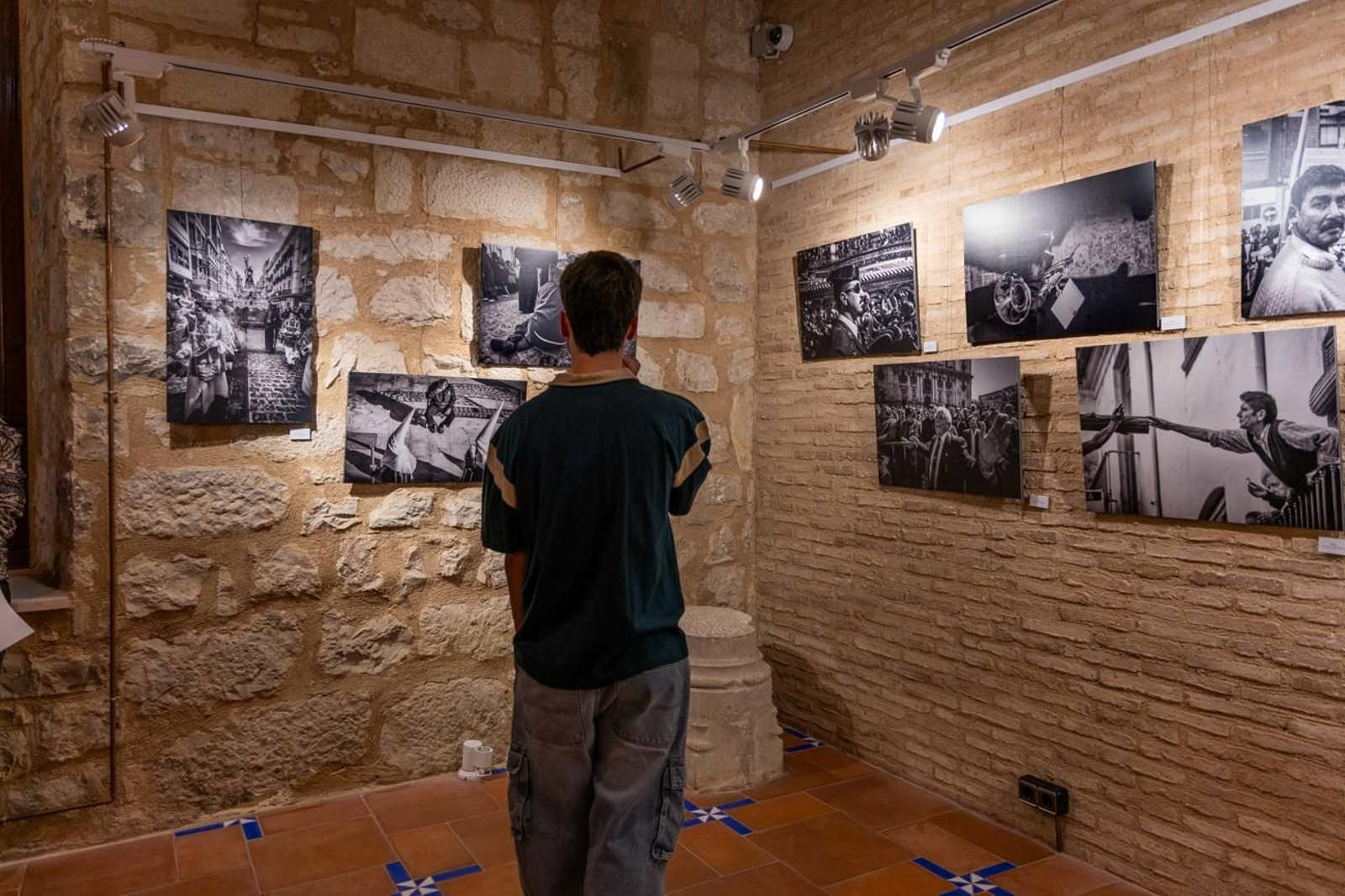 El legado fotográfico de los Ortega recoge los últimos 80 años de Semana Santa en Jaén