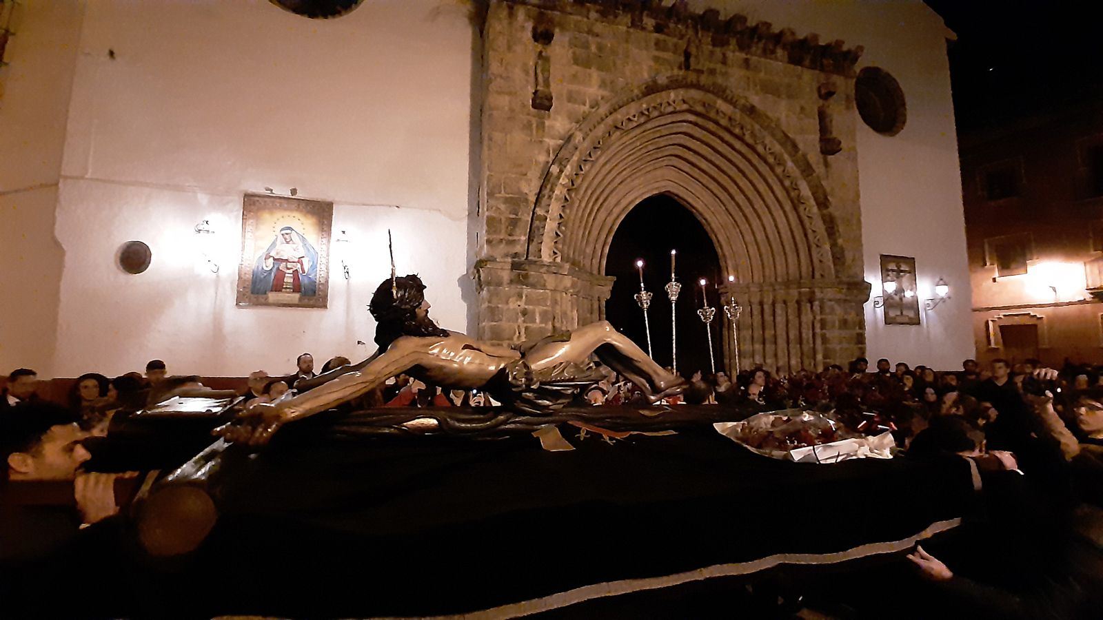 Via crucis del Cristo de la Buena Muerte de la hermandad de la Hiniesta
