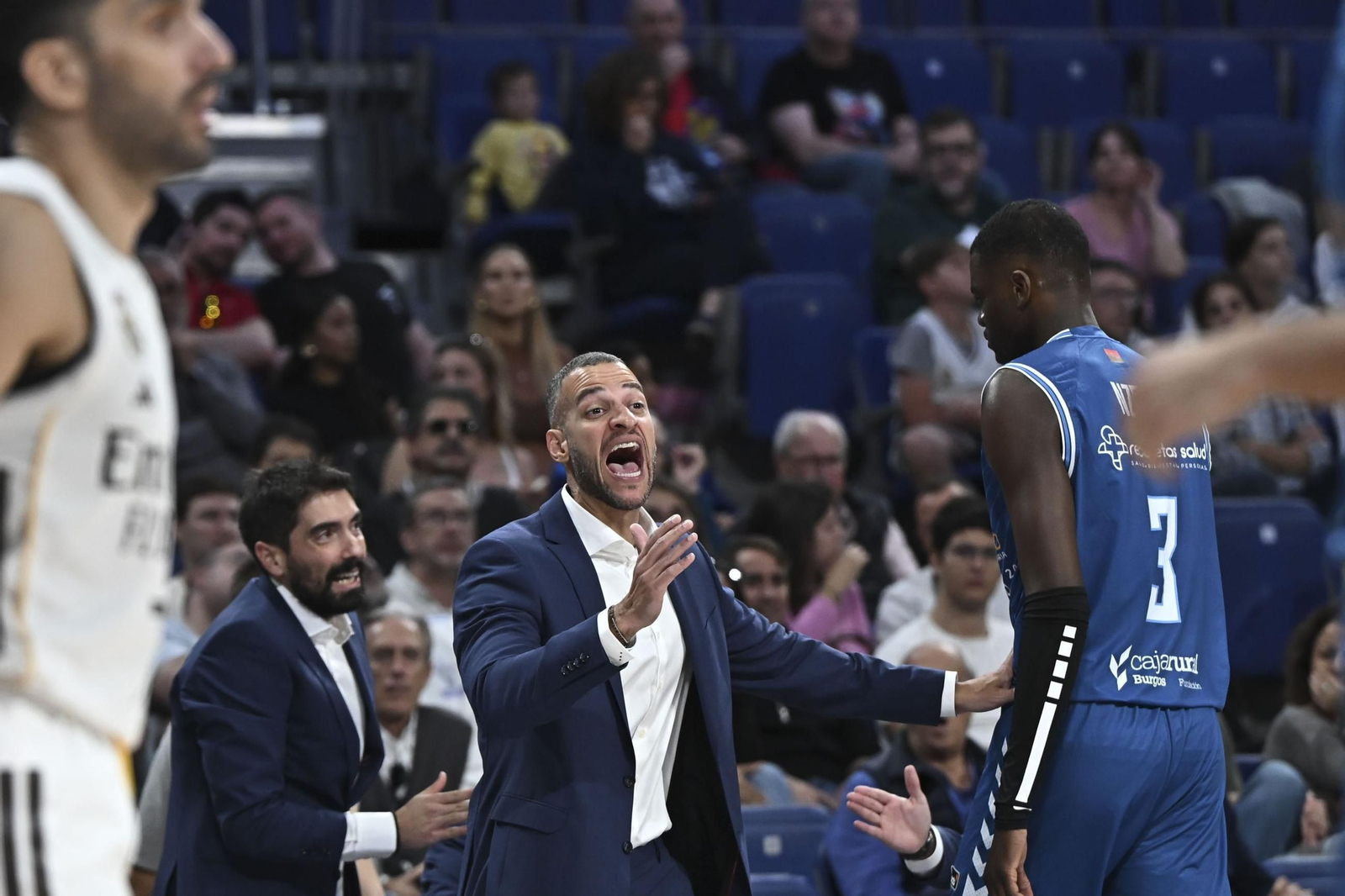 Yannick Nzosa, siete puntos en siete minutos ante el Real Madrid